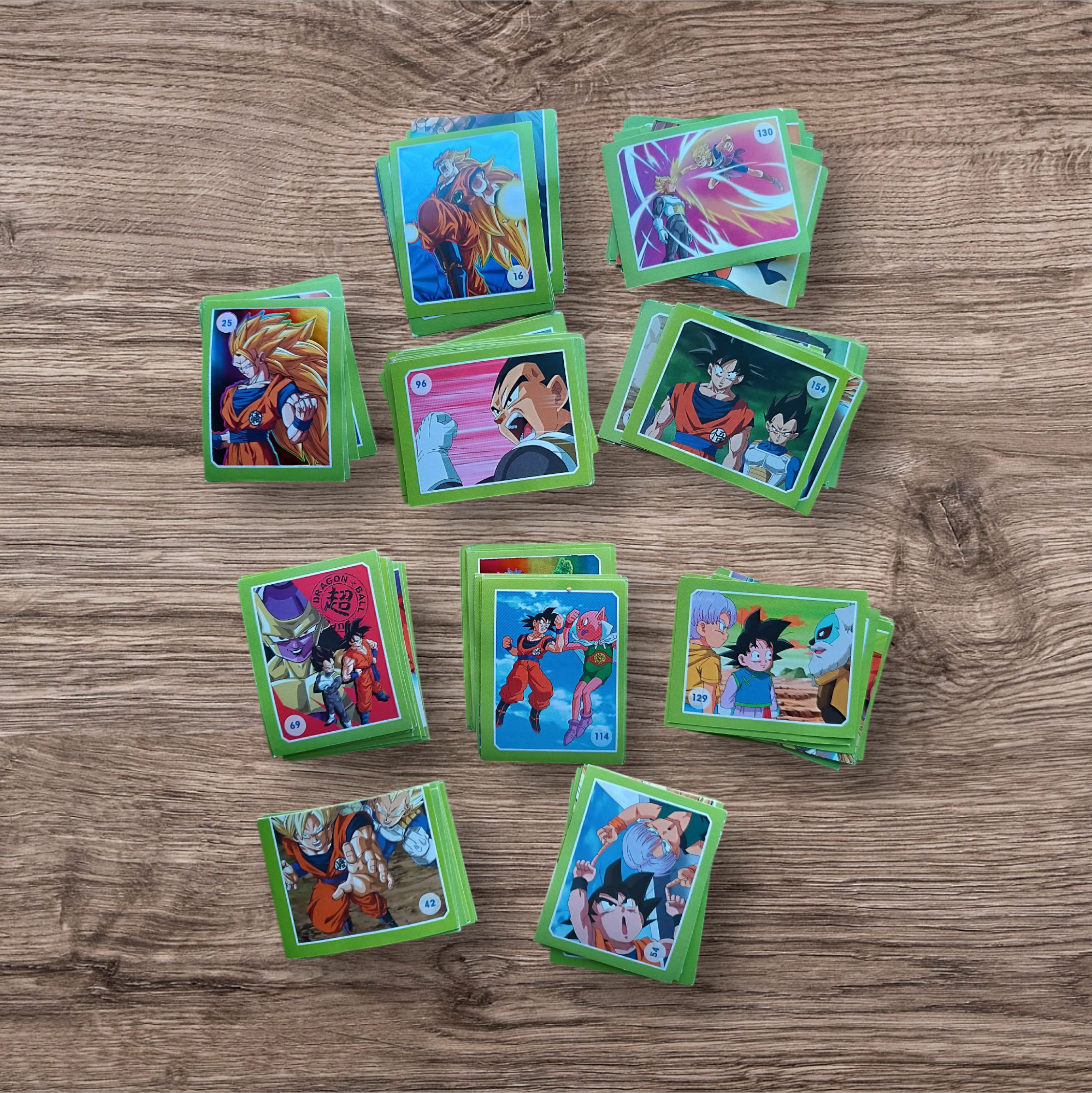 Lote 143 figuritas sin repetir Dragon Ball