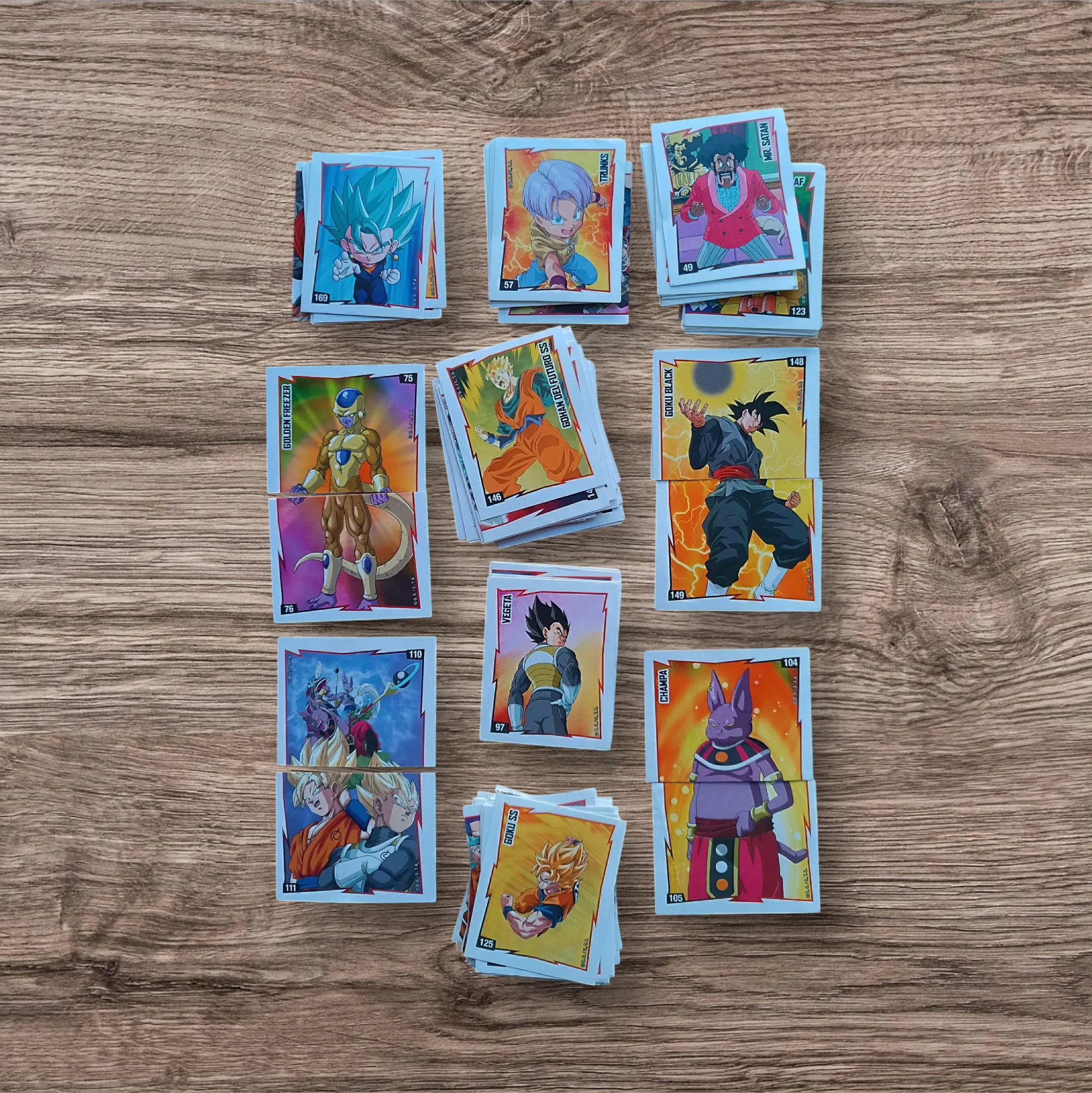 Lote 153 figuritas sin repetir Dragon Ball