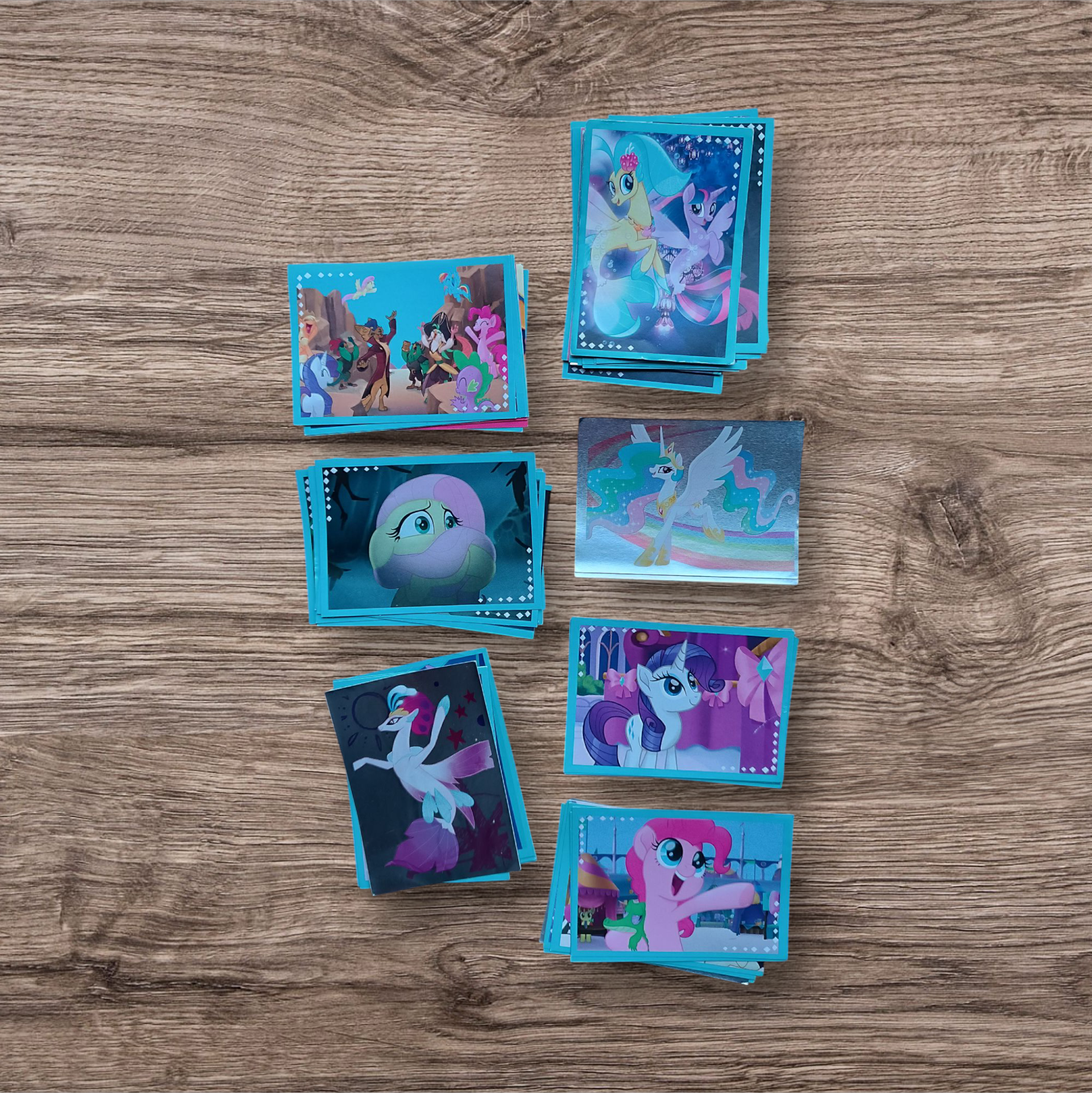 Lote 57 figuritas sin repetir My Little Pony Movie