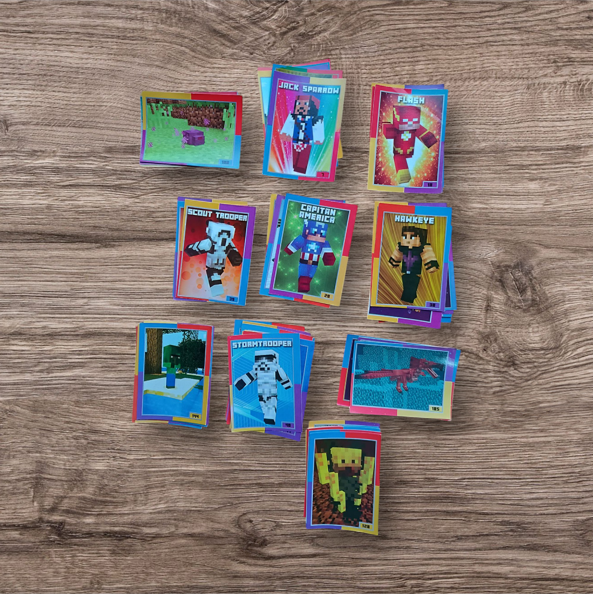 Lote 55 figuritas sin repetir Minecraft