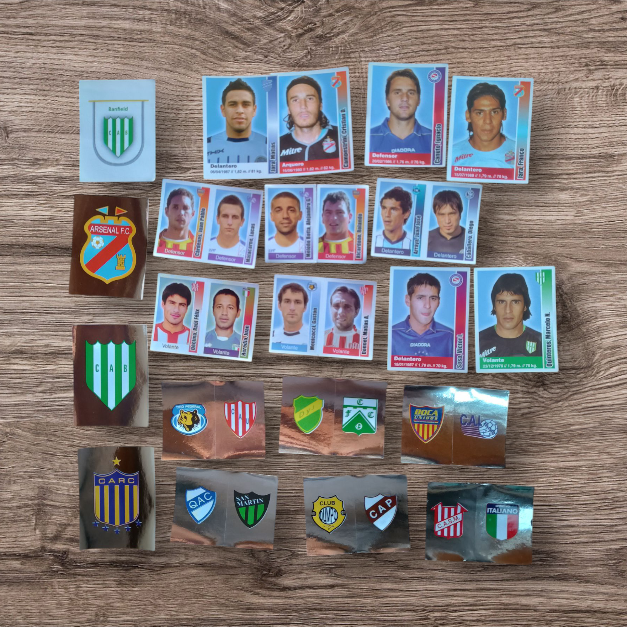 Lote 21 figuritas sin repetir de Fútbol Argentino Apertura 2009, de Panini