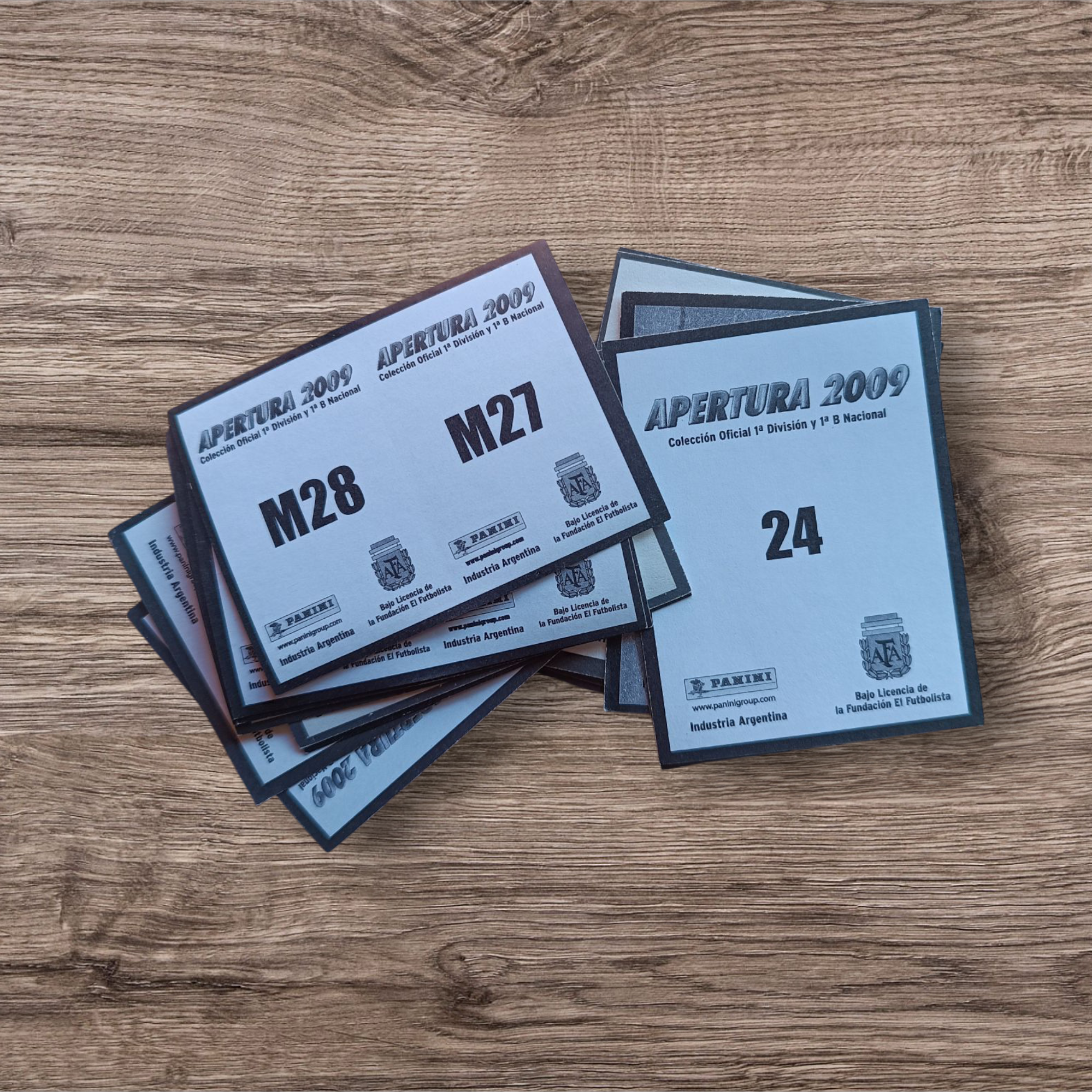 Lote 21 figuritas sin repetir de Fútbol Argentino Apertura 2009, de Panini