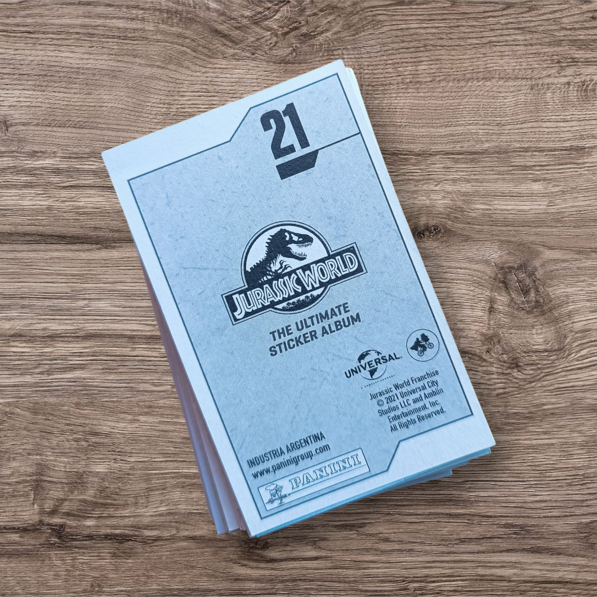 Lote 66 figuritas sin repetir Jurassic World 2021, de Panini