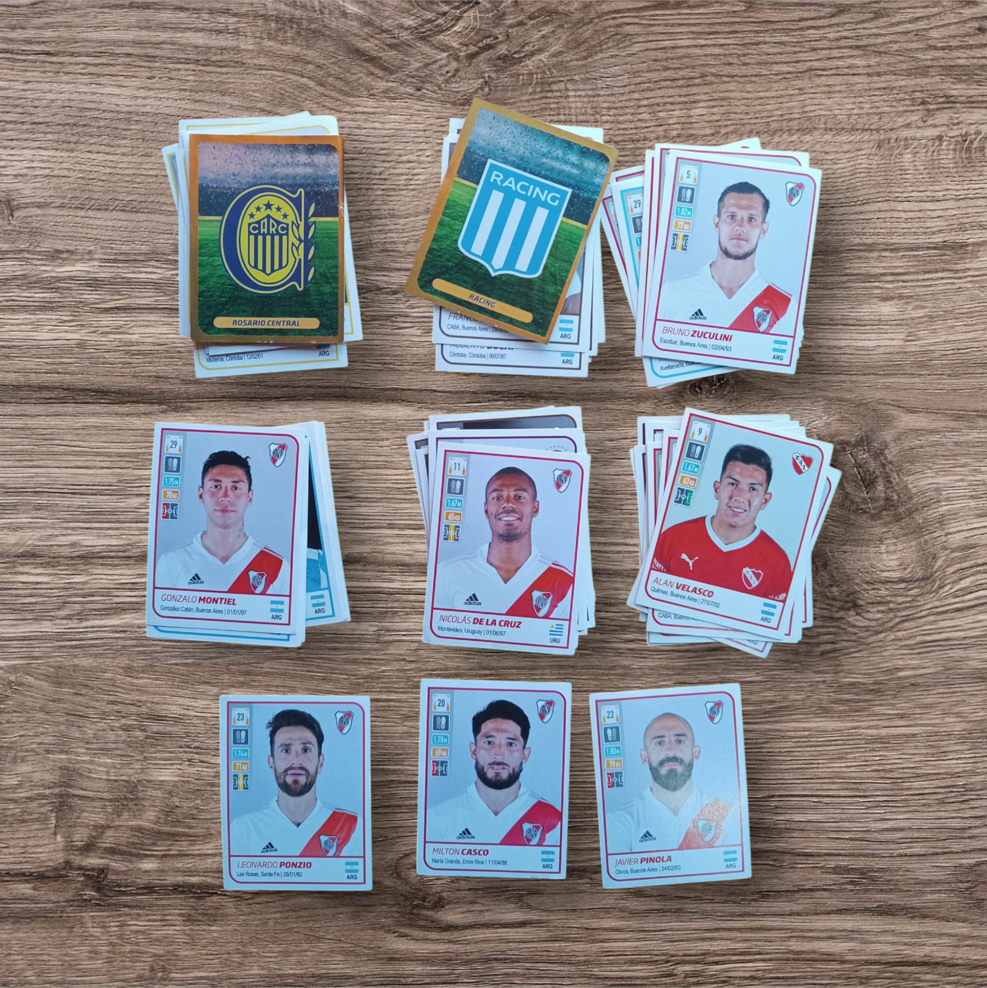 Lote 57 figuritas sin repetir Fútbol Argentino 2021