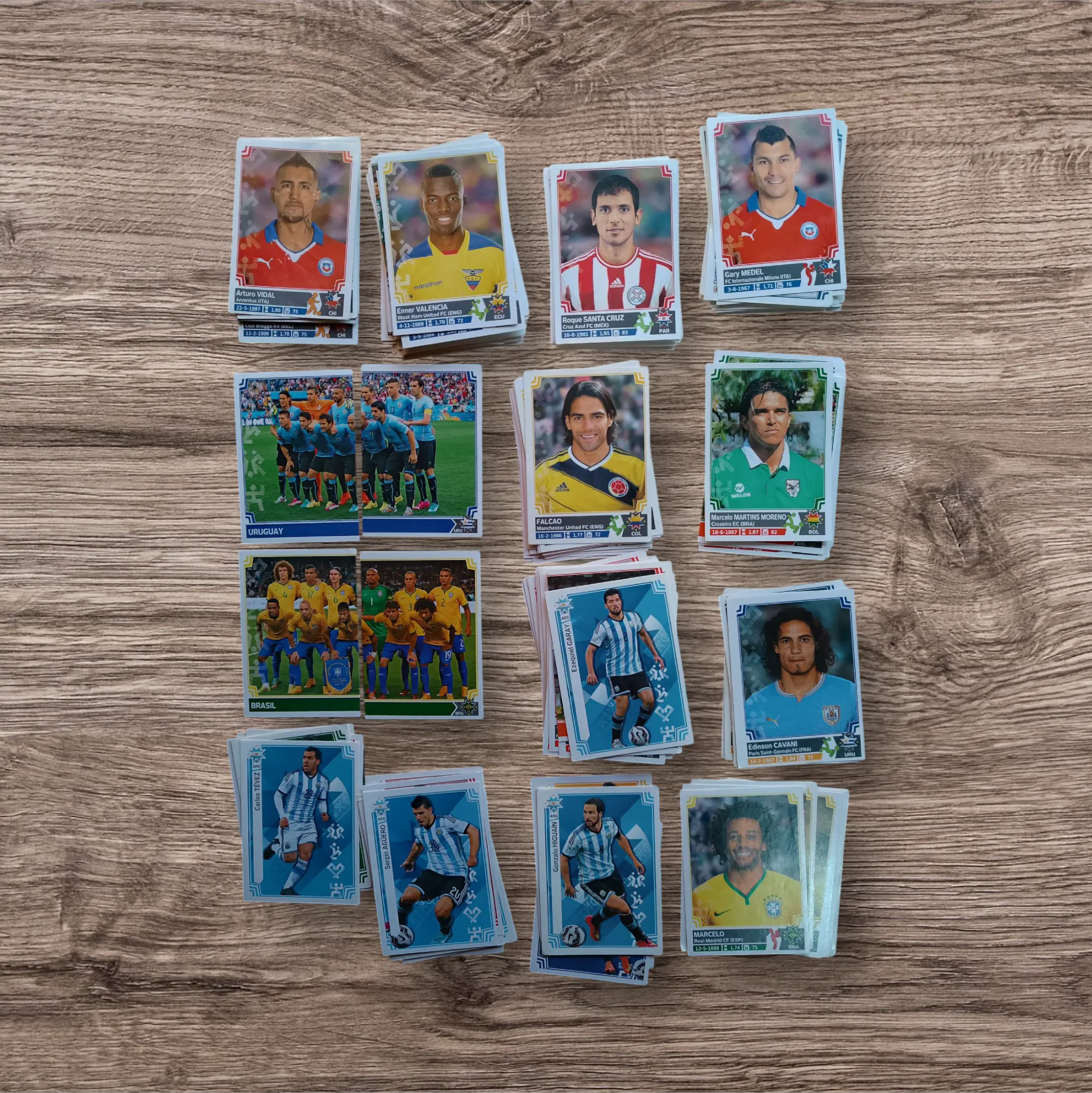 Lote 204 figuritas sin repetir Copa América Chile 2015