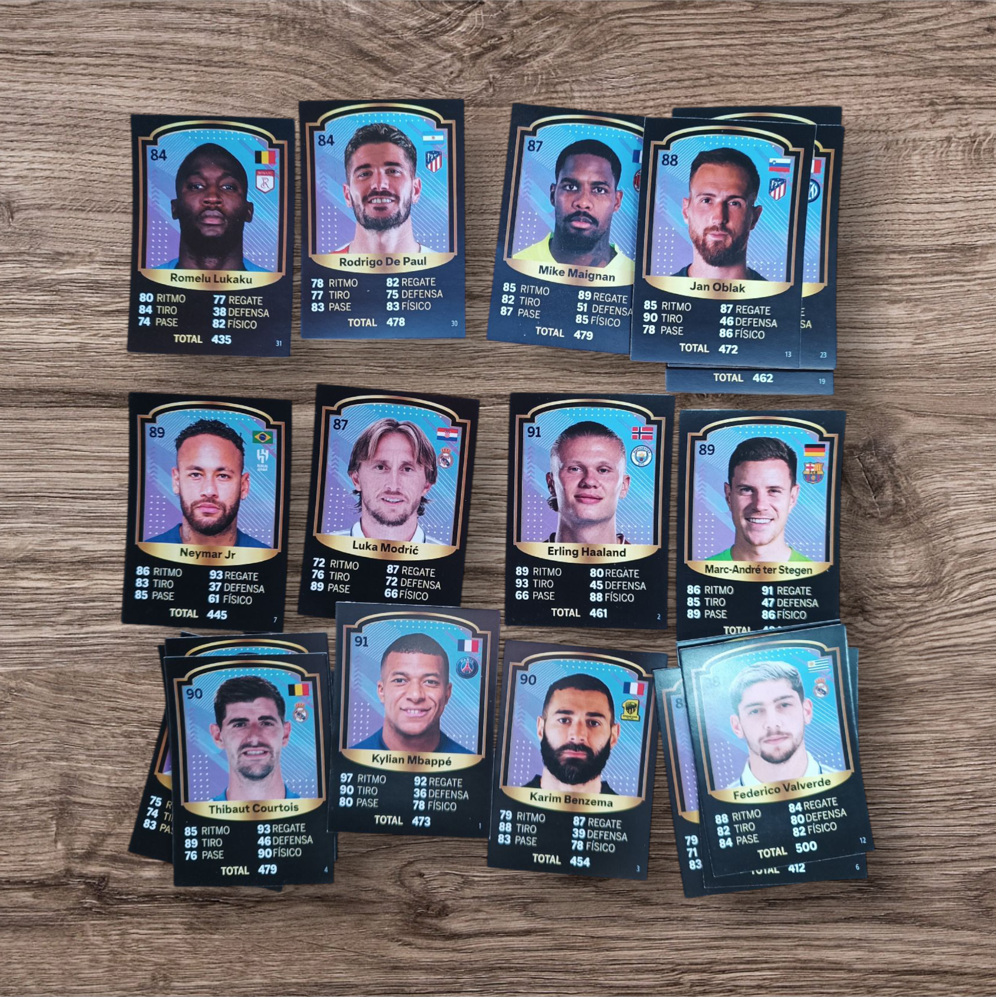 Lote 32 cartas sin repetir Estrellas del Fútbol serie 1