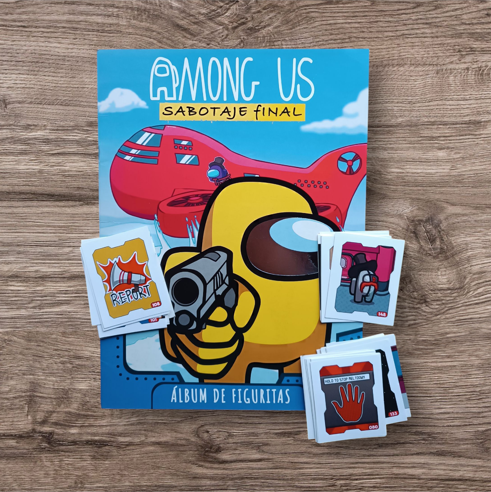 Álbum + 57 figuritas sin repetir Among Us Sabotaje Final
