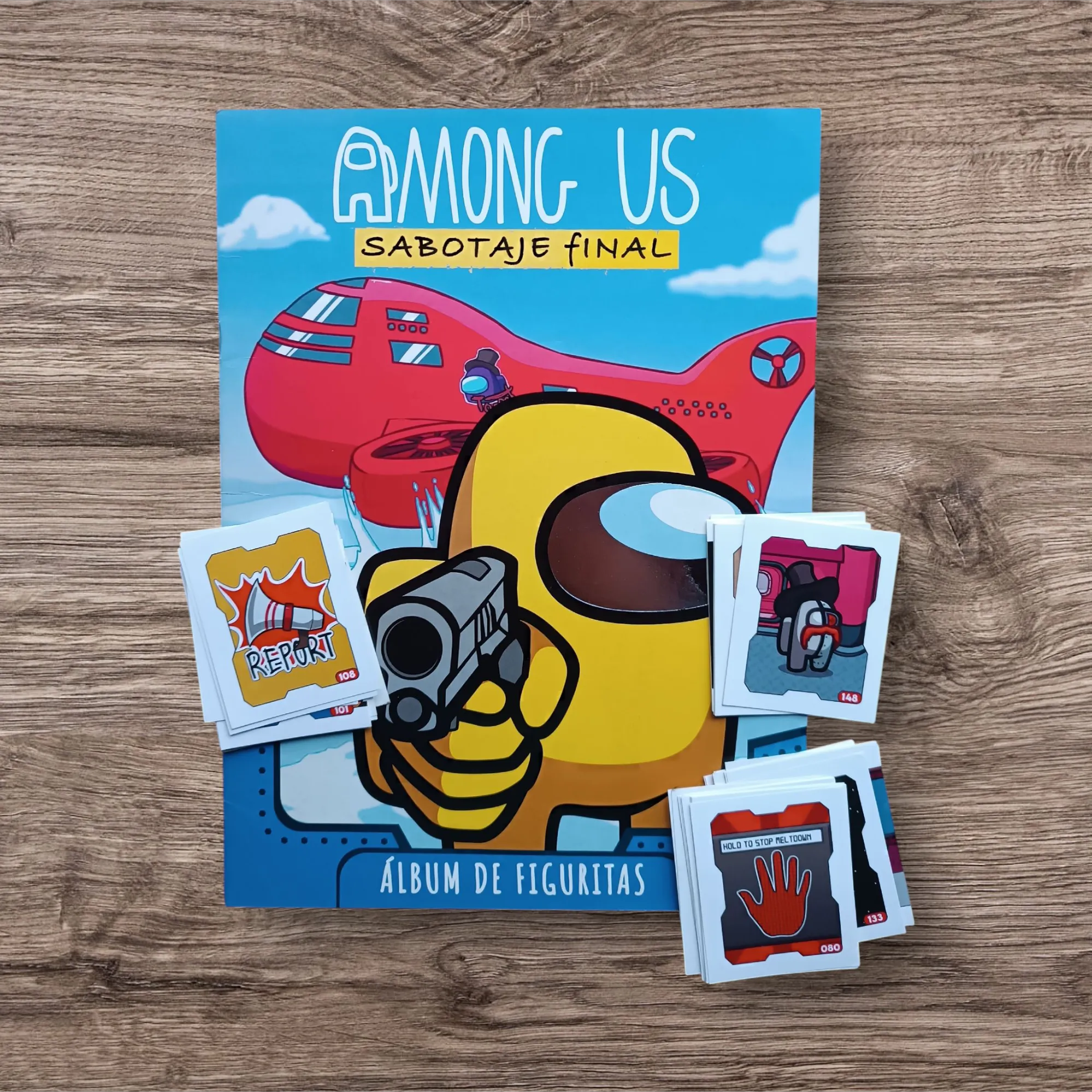 Álbum + 57 figuritas sin repetir Among Us Sabotaje Final