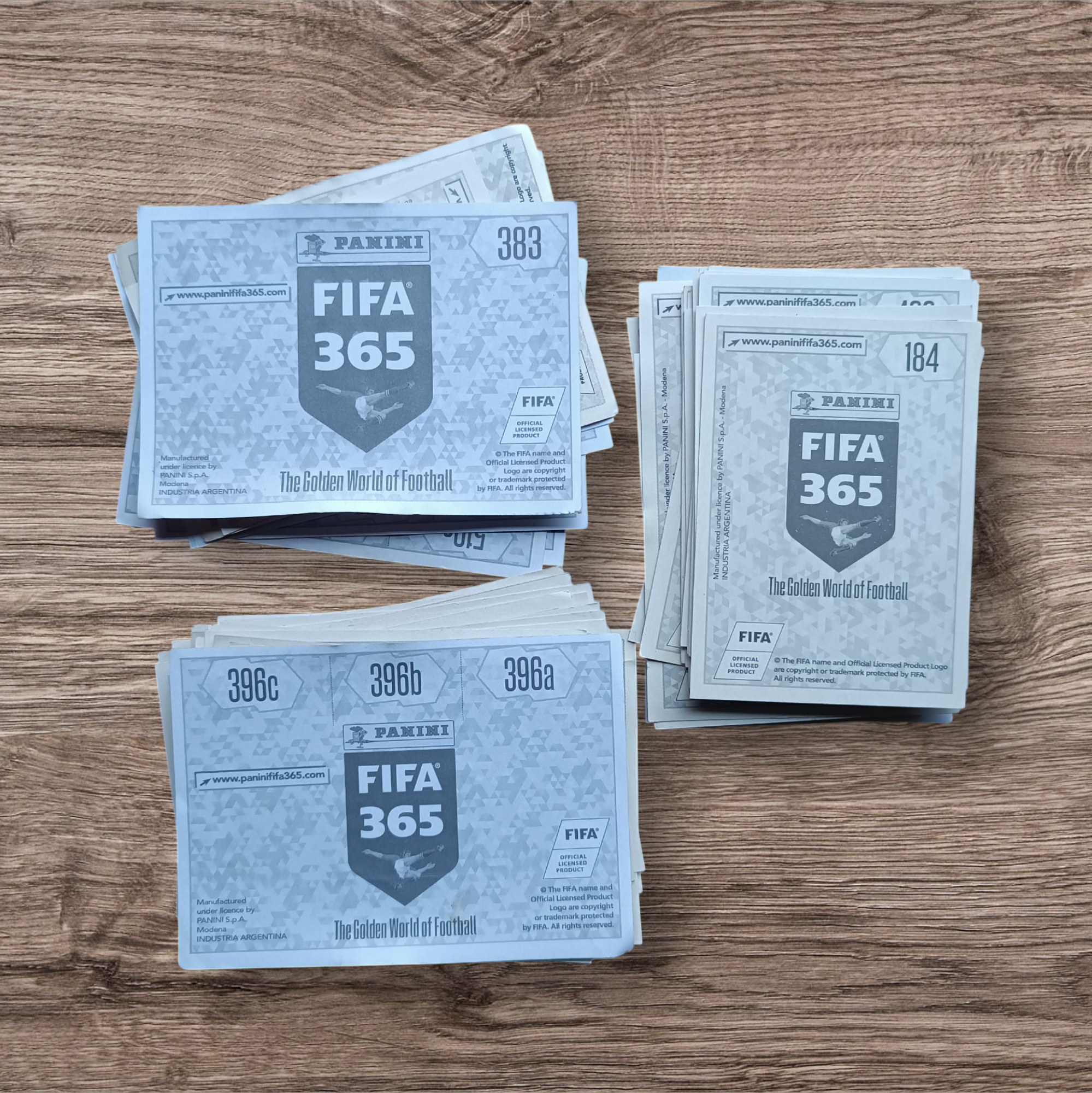 Lote 84 figuritas sin repetir de FIFA 365 2018