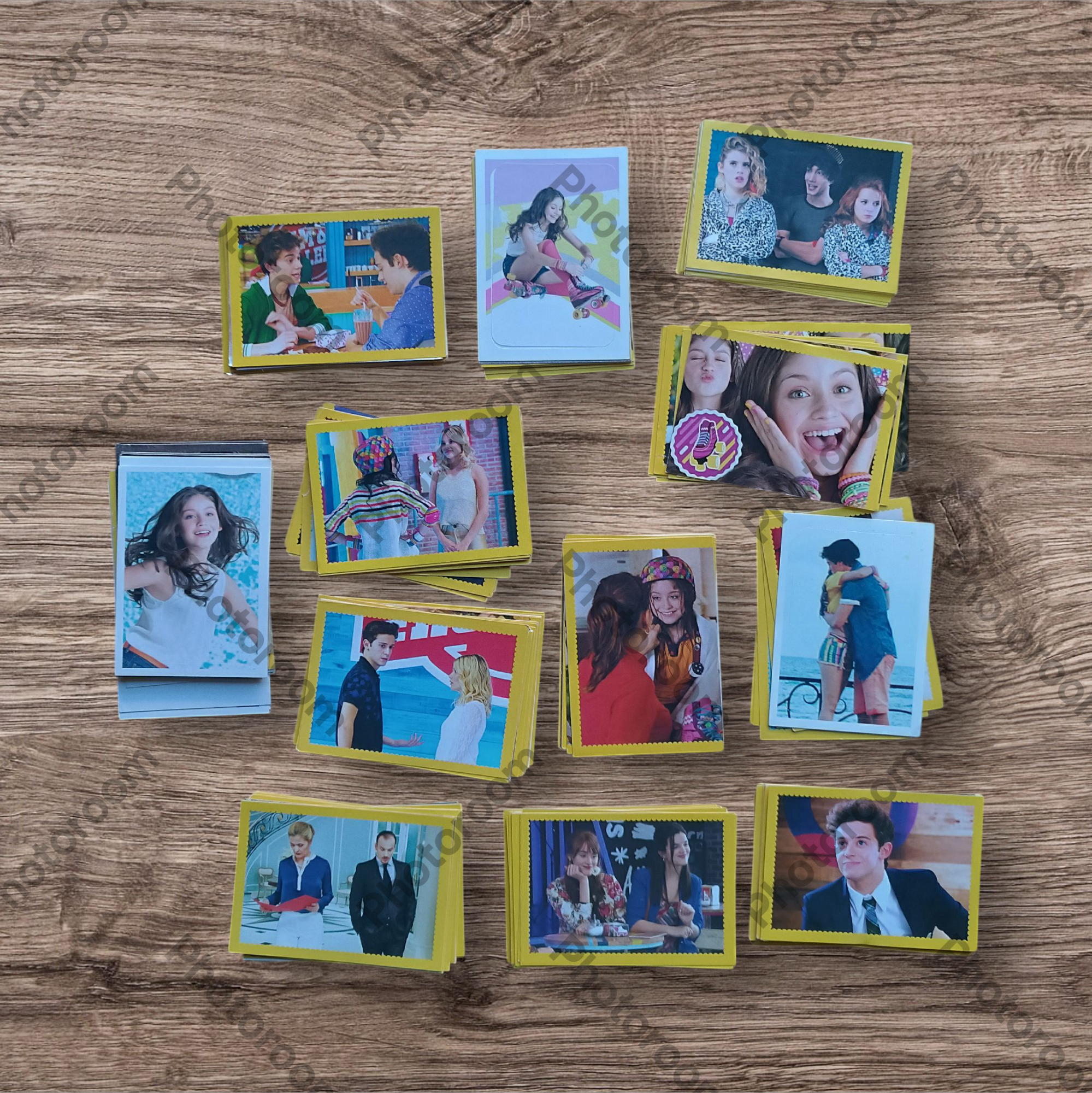 Lote 182 figuritas sin repetir Soy Luna de Panini