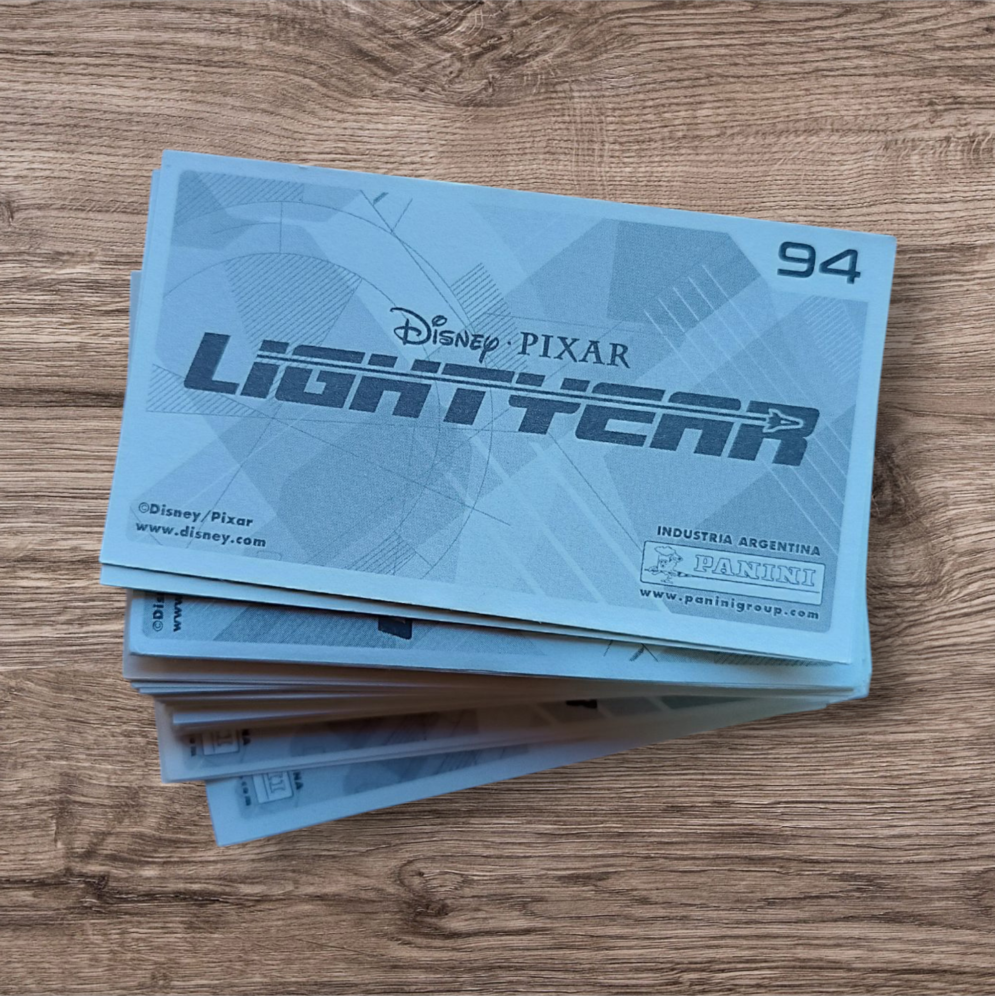 Lote 67 figuritas sin repetir de Lightyear, de Panini