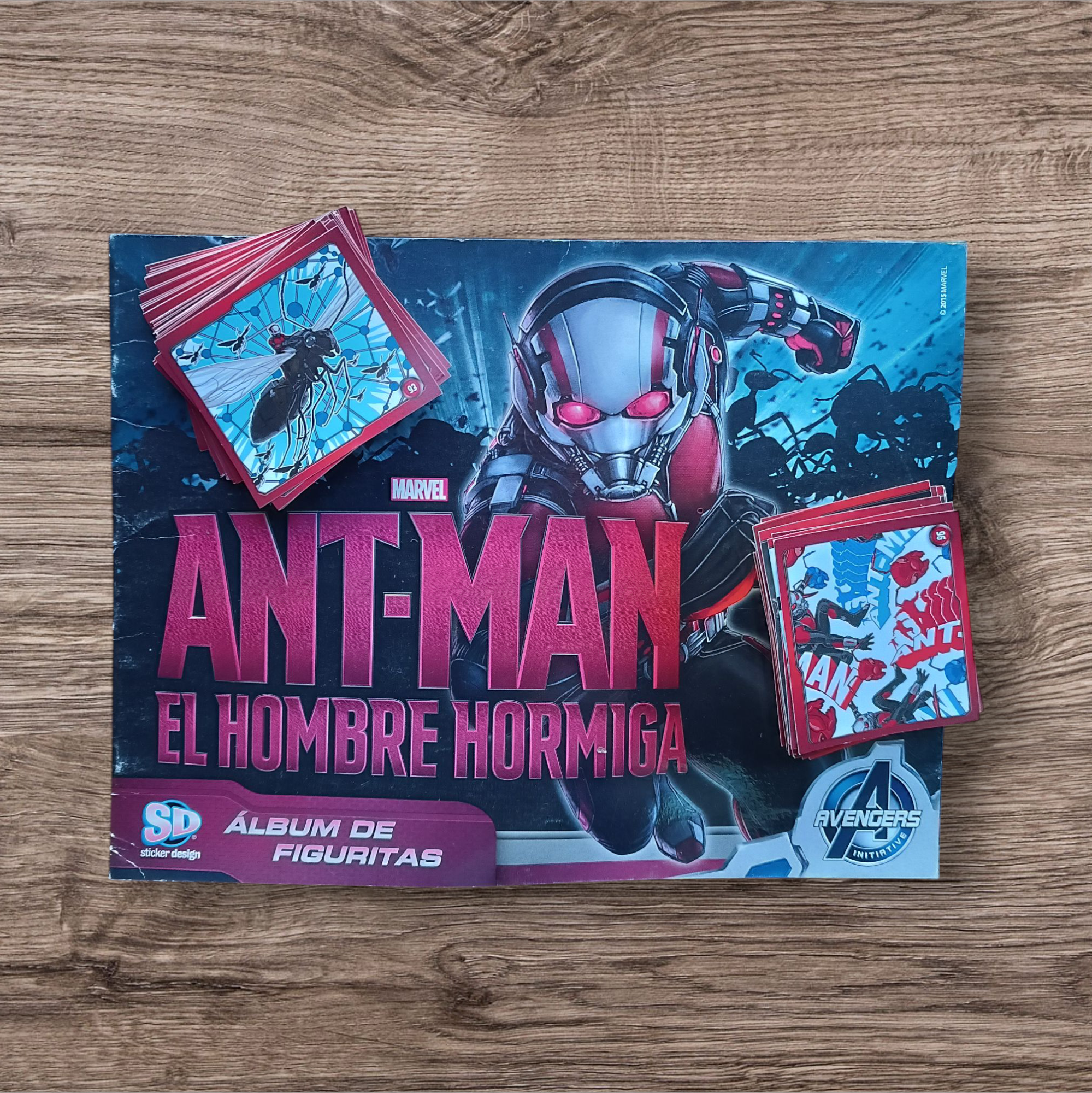 Álbum + 81 figuritas sin repetir Antman