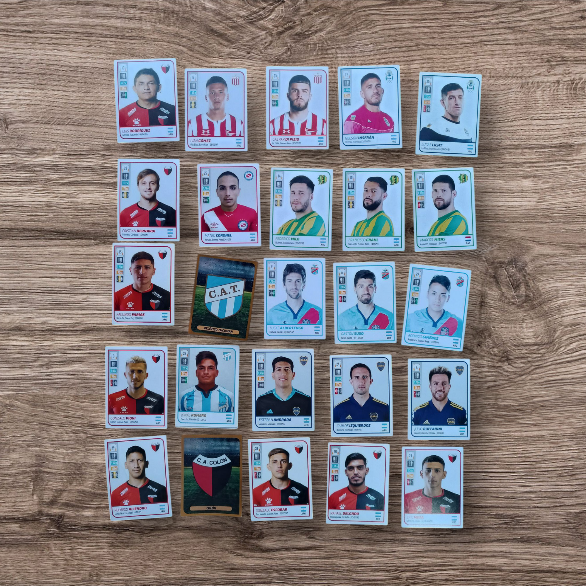 Lote 54 figuritas sin repetir Fútbol Argentino 2021