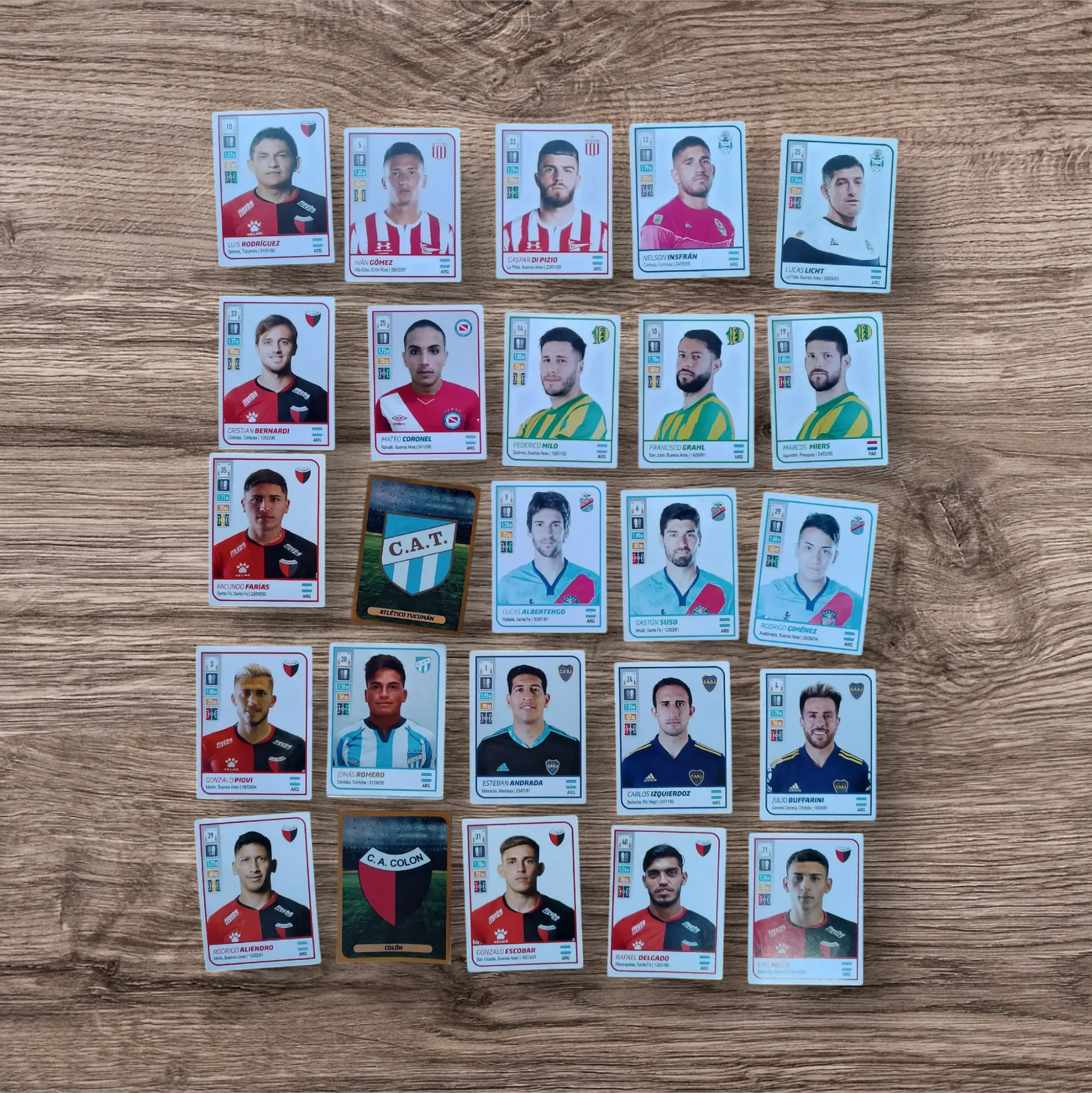 Lote 54 figuritas sin repetir Fútbol Argentino 2021