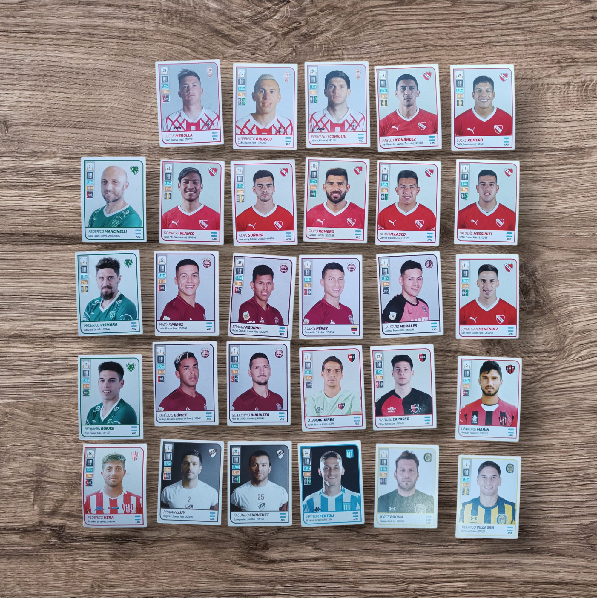 Lote 54 figuritas sin repetir Fútbol Argentino 2021