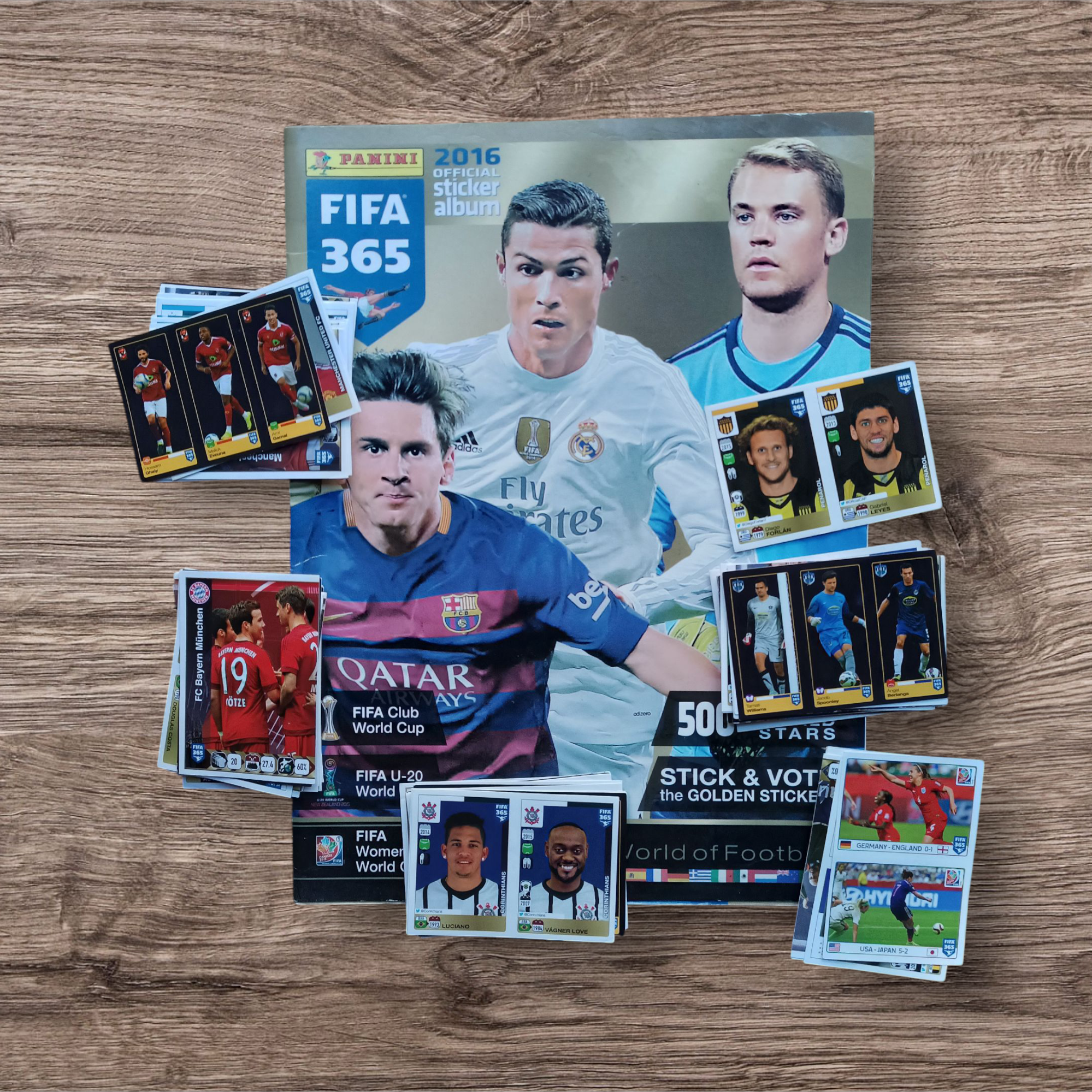 Álbum + 102 figuritas sin repetir FIFA 365 2016