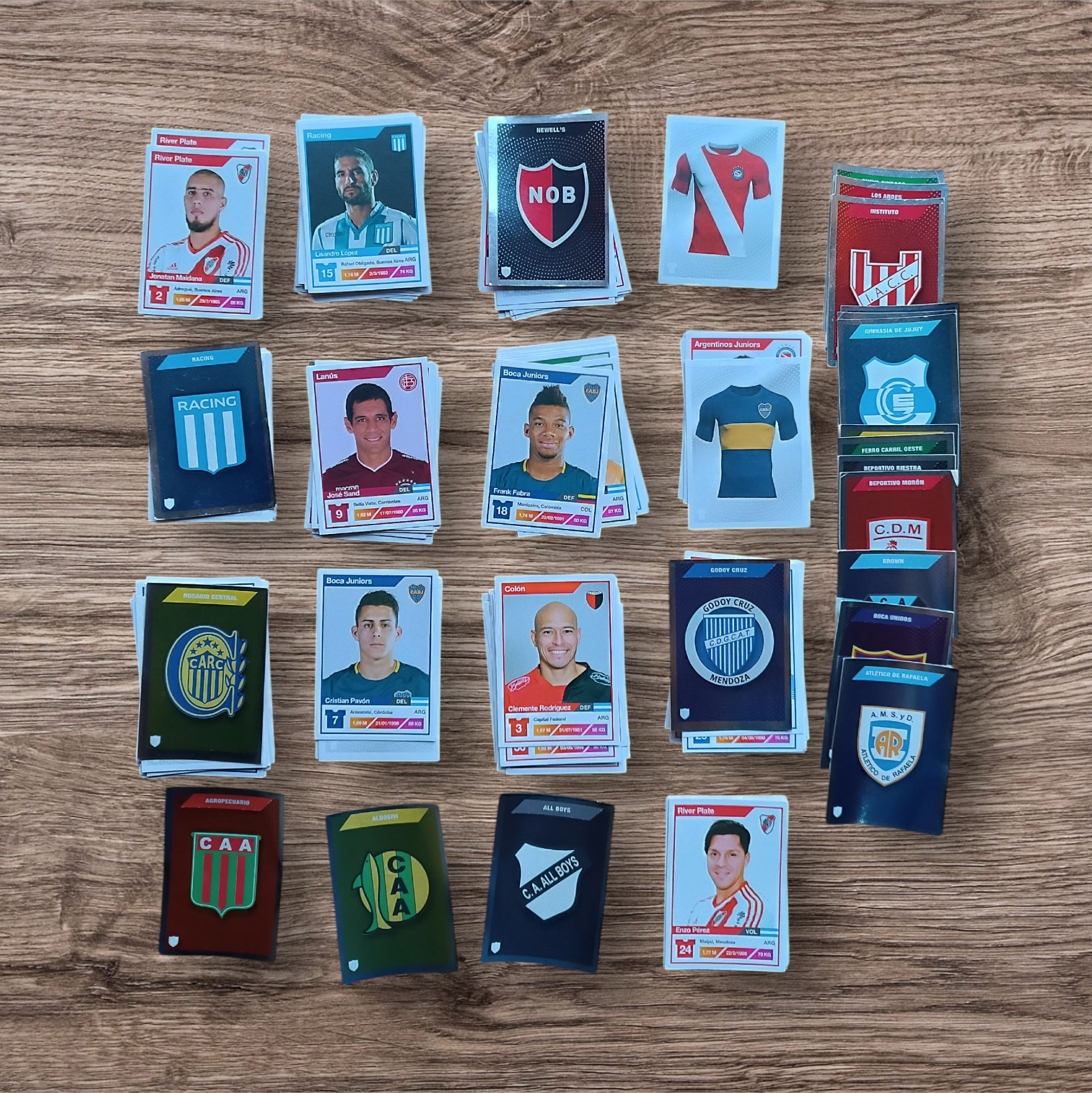 Lotazo 265 figuritas sin repetir Fútbol Argentino 2017/2018