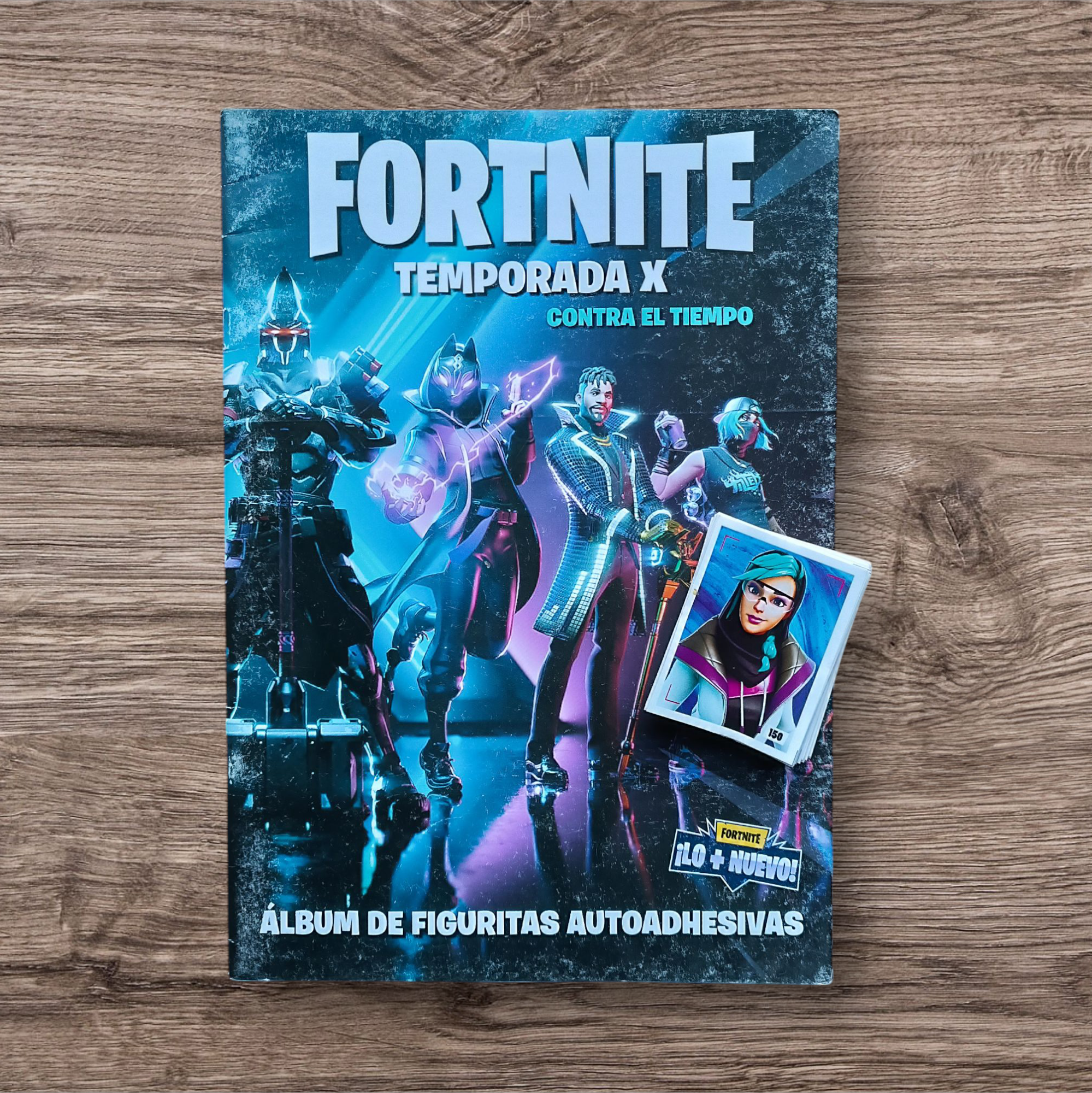Álbum + 61 figuritas Fortnite Temporada X