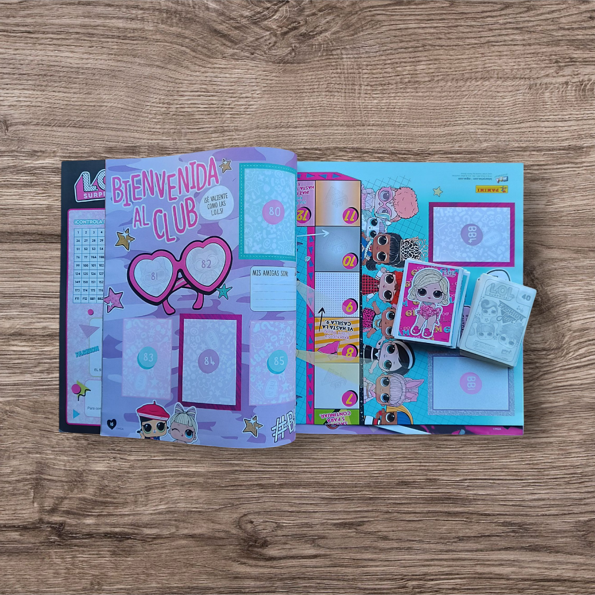 Álbum + 115 figuritas sin repetir de Lol Fashion Fun
