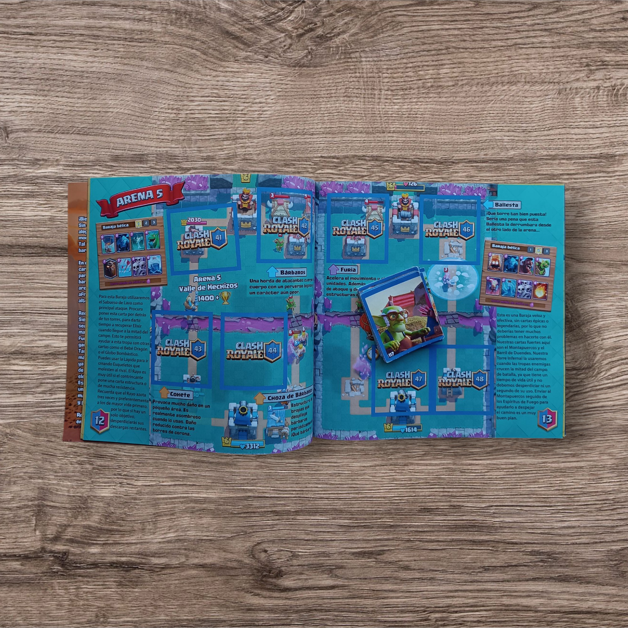 Álbum + 36 figuritas sin repetir Clash Royale