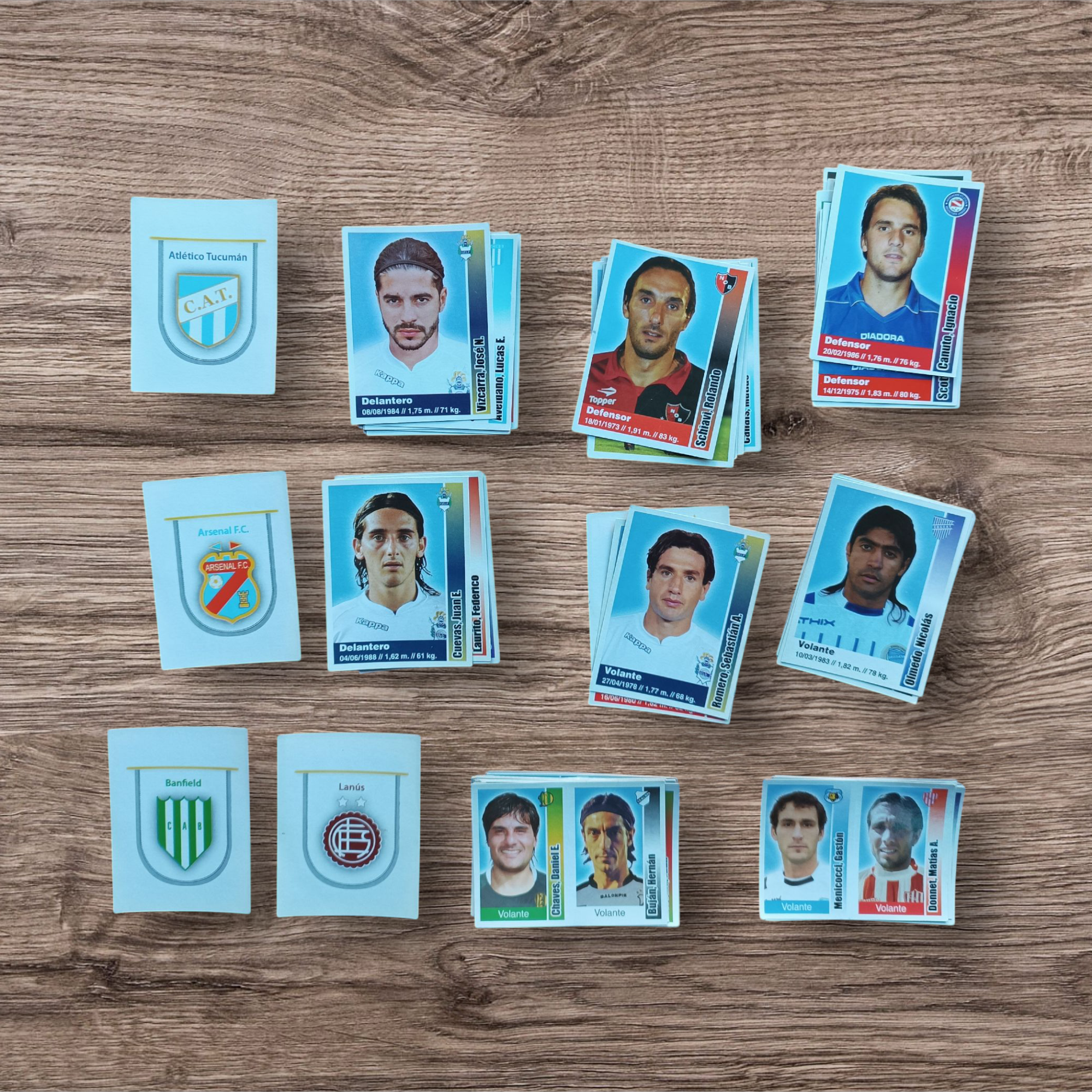 Lote 98 figuritas sin repetir Fútbol Argentino Apertura 2009