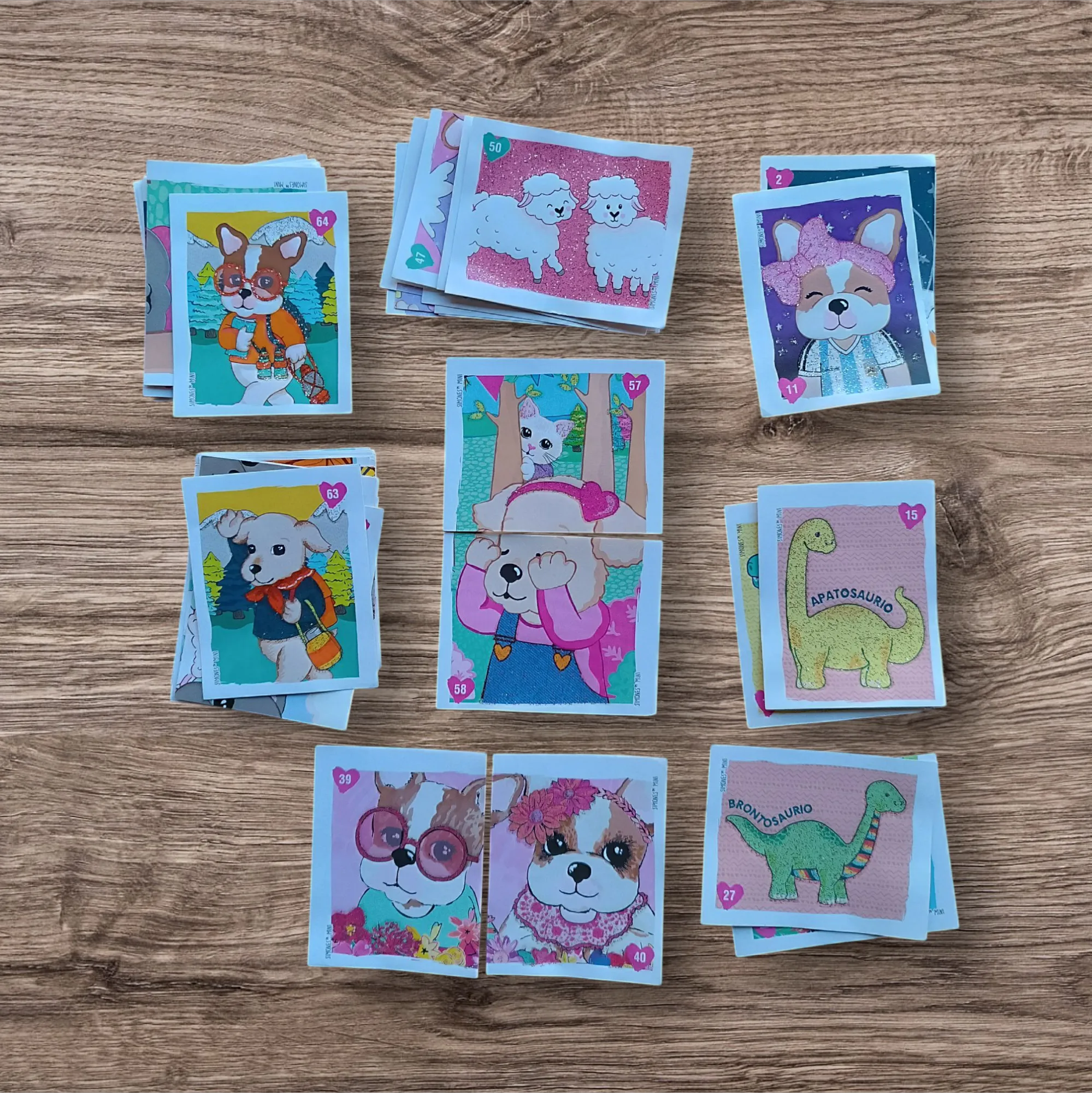 Lote 54 figuritas sin repetir Simones Mini