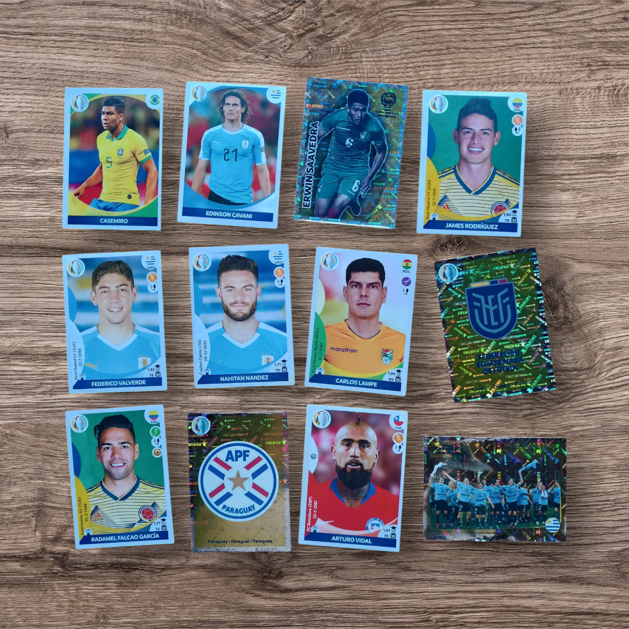 Lote 165 figuritas sin repetir Copa América 2021 Preview