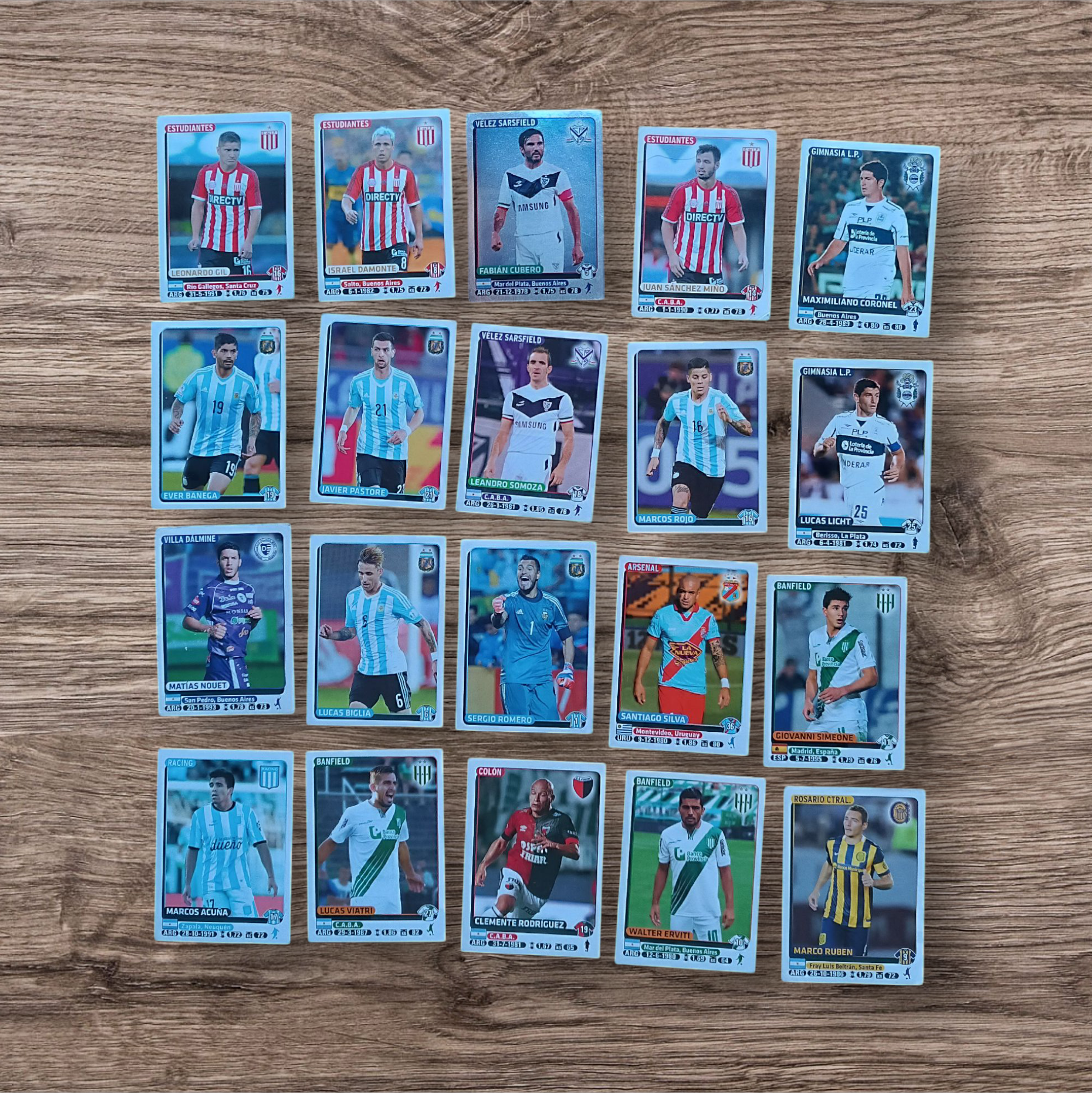 Súper lote 530 figuritas sin repetir Fútbol Argentino 2015