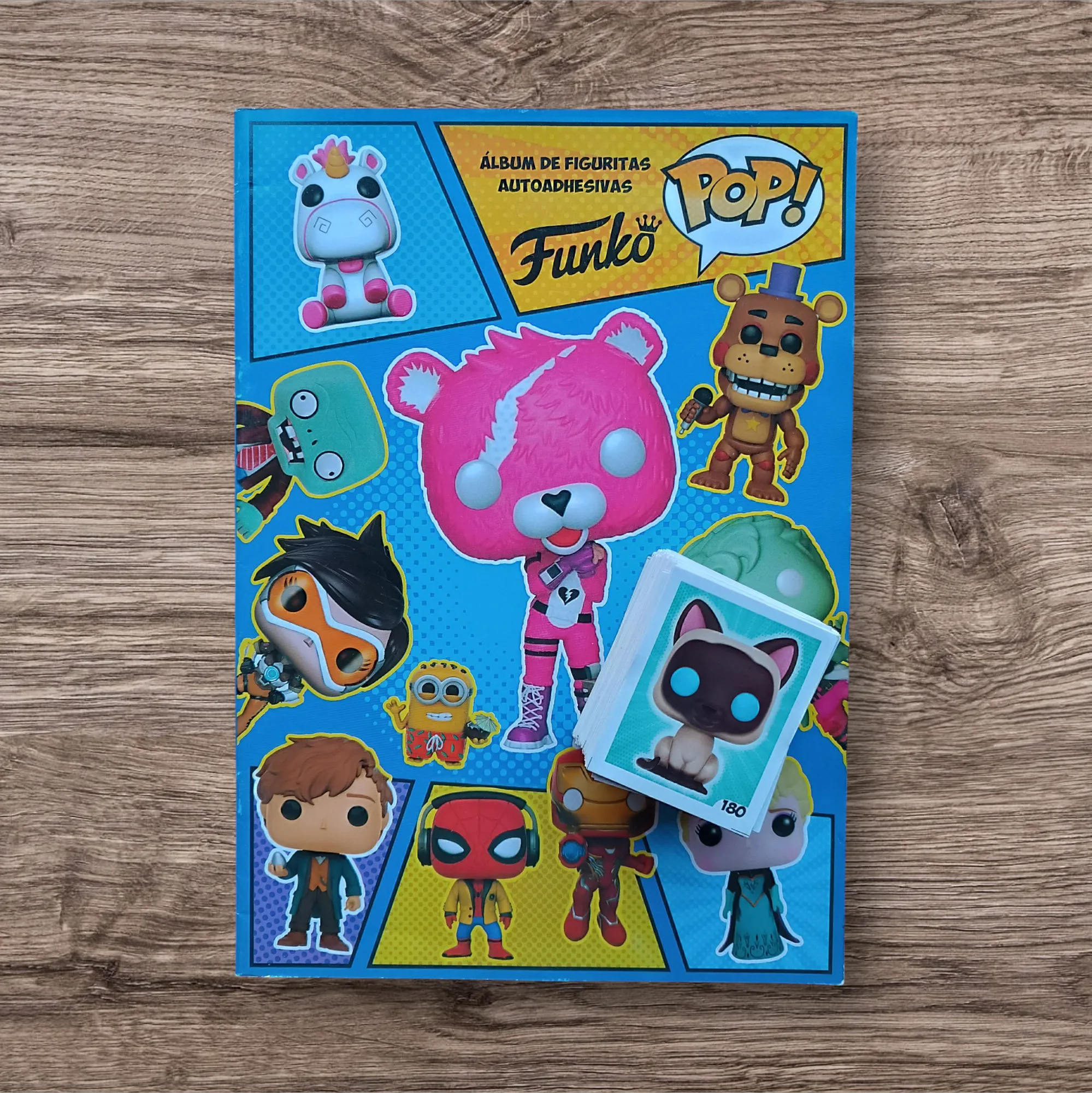 Álbum + 163 figuritas sin repetir Funko