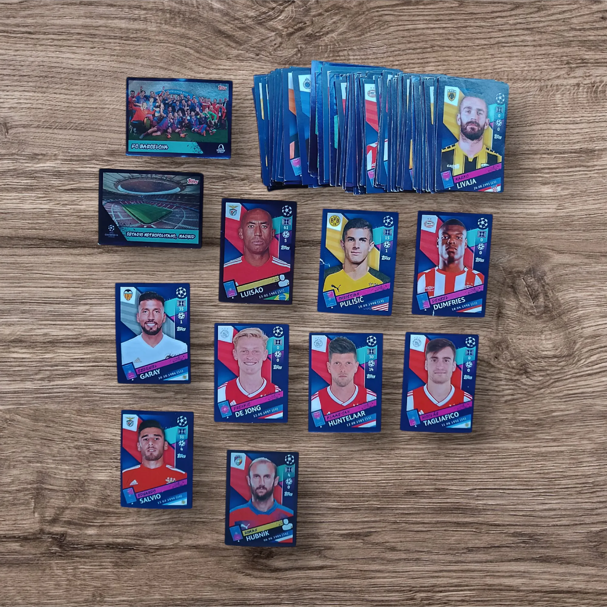 Lote 148 figuritas sin repetir Champions League 2018/19