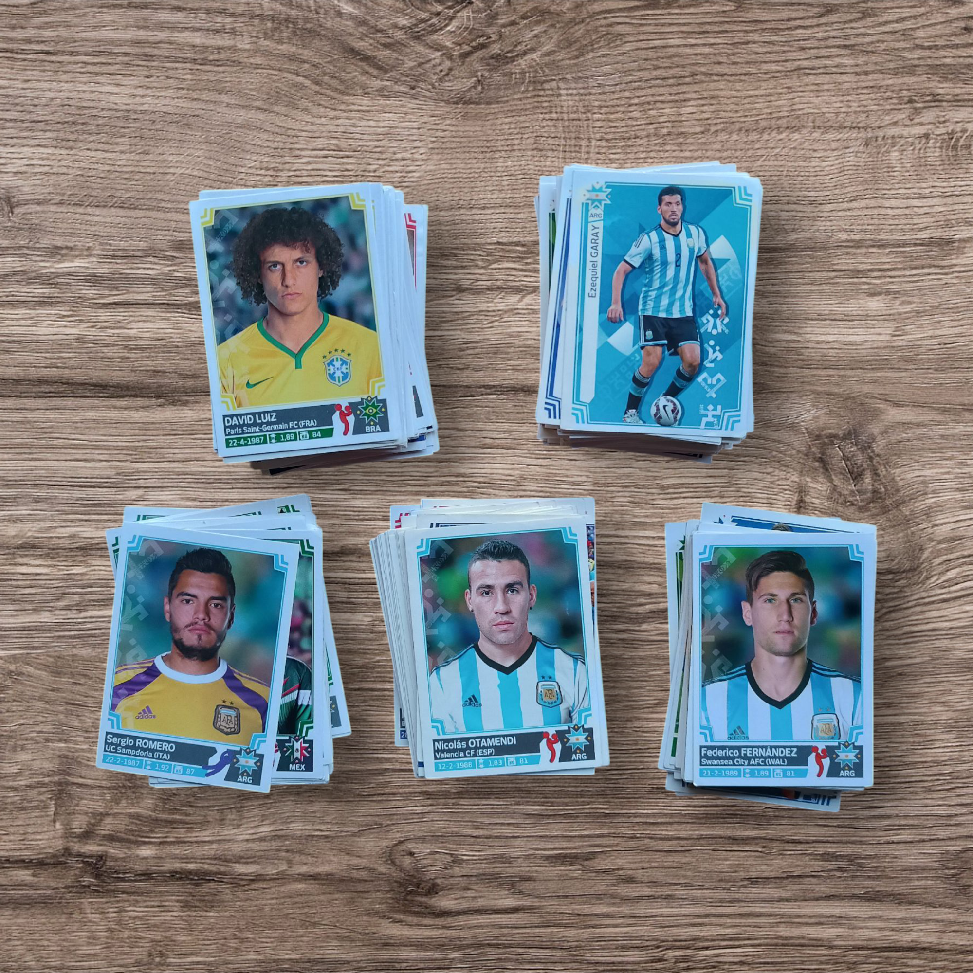 Lote 295 figuritas sin repetir Copa América Chile 2015