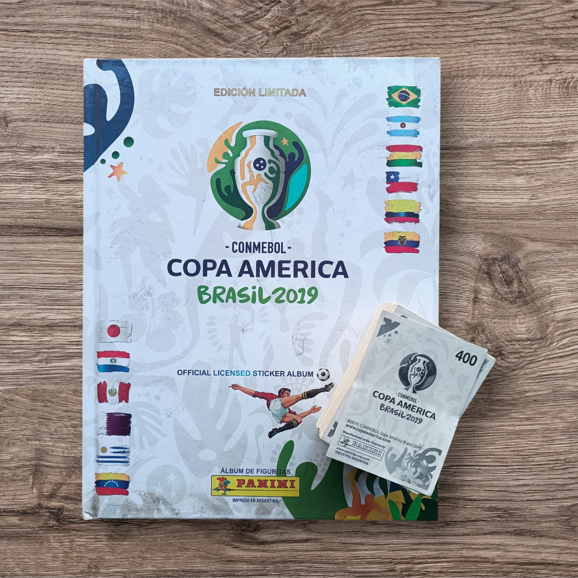 Álbum tapa dura + 297 figuritas sin repetir Copa América 2019