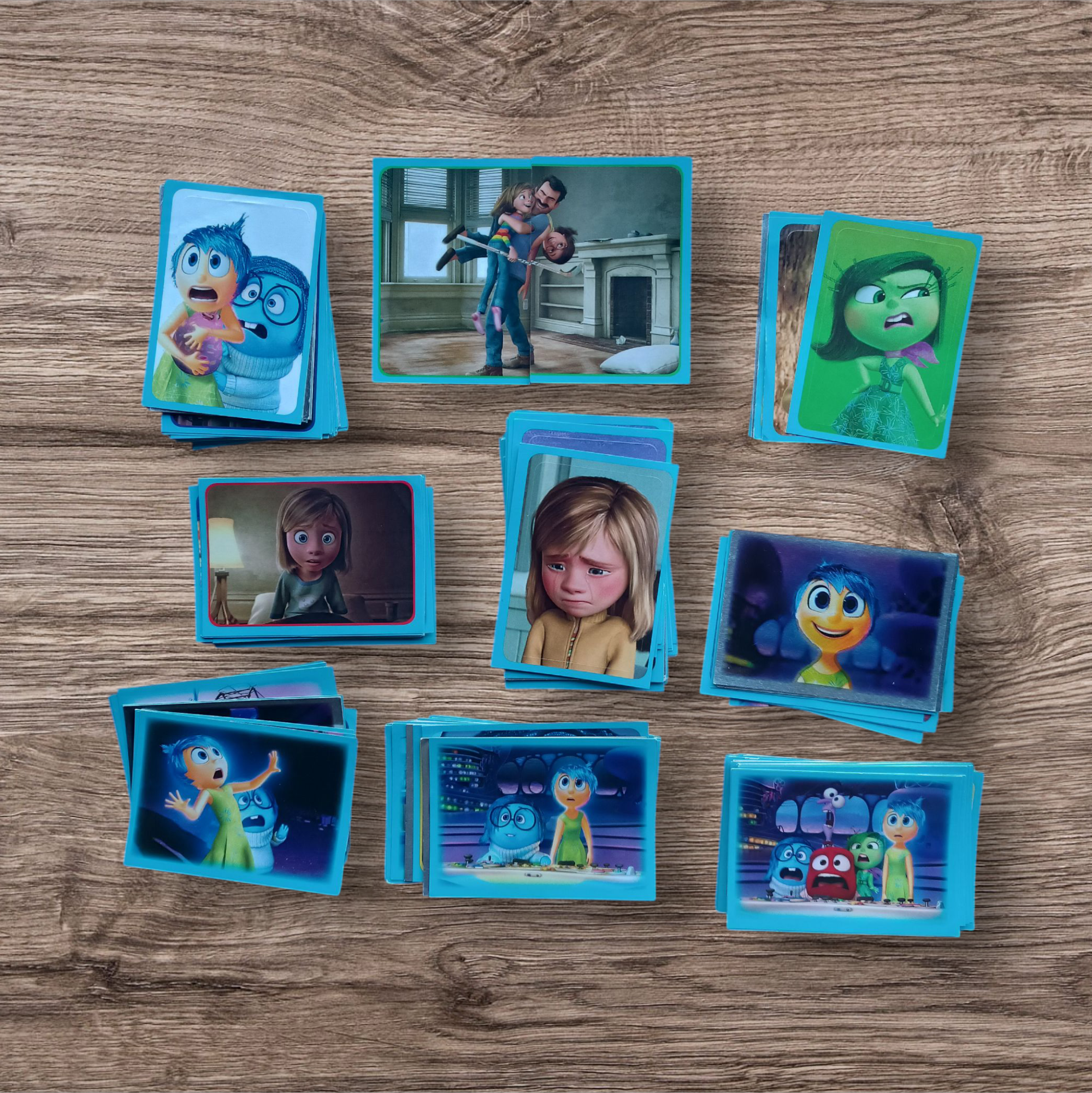 Increíble lote 176 figuritas sin repetir Intensamente