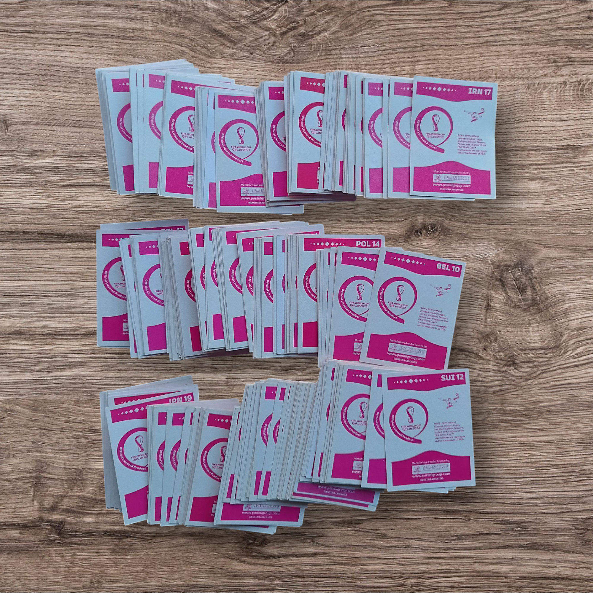 Lote 294 figuritas sin repetir Mundial Qatar 2022