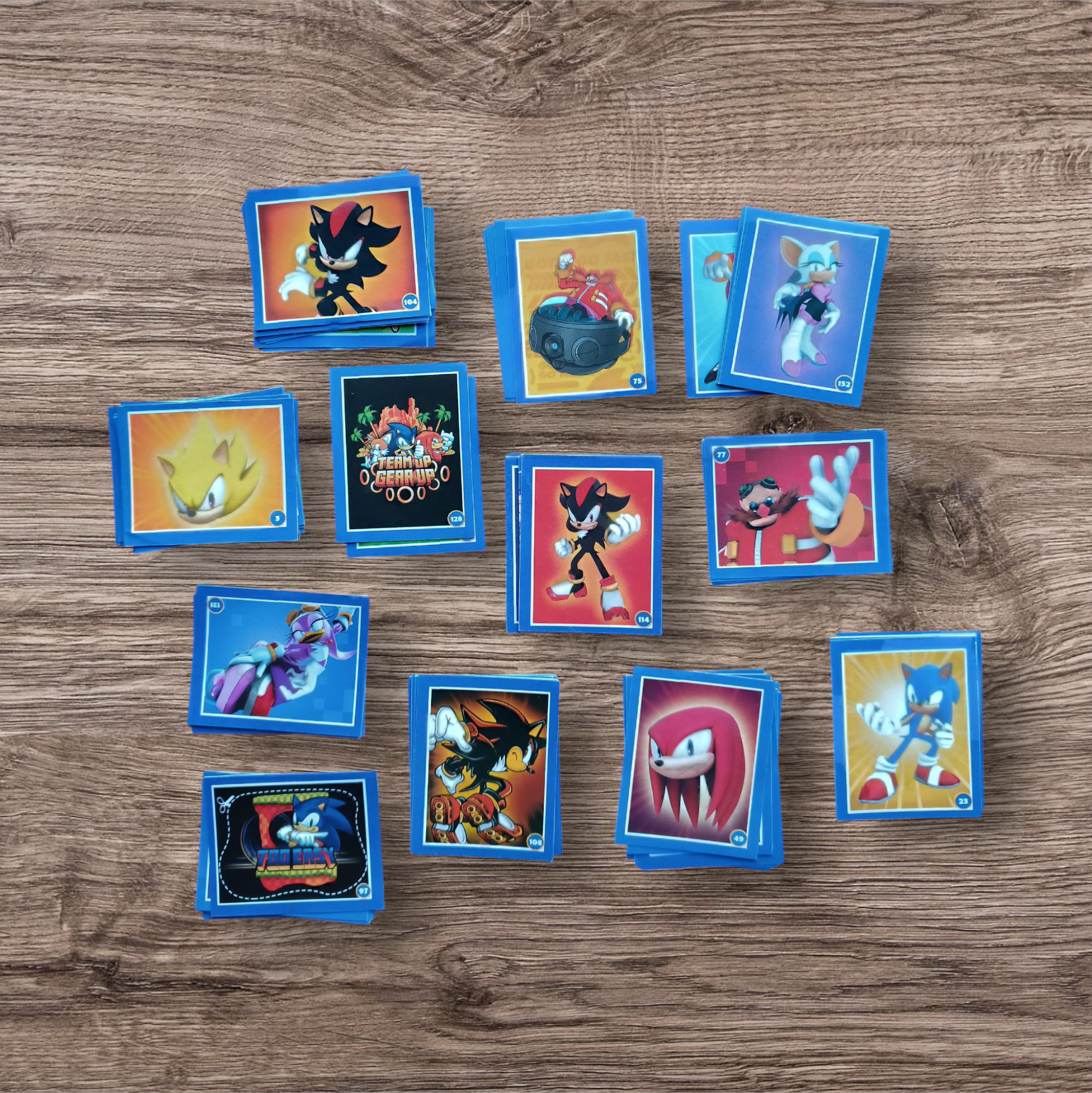 Lote 103 figuritas Sonic