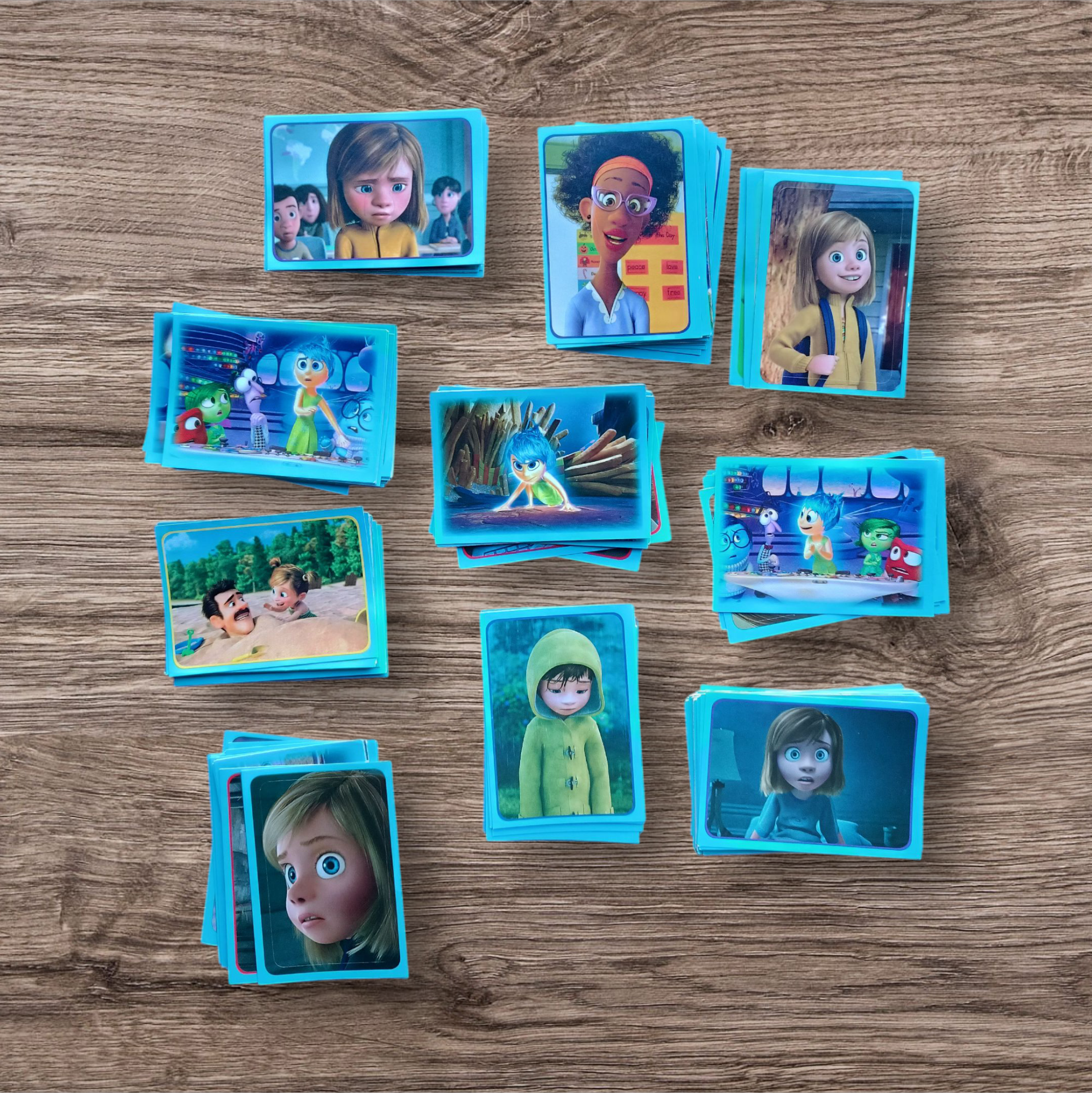 Lote 150 figuritas sin repetir Intensamente