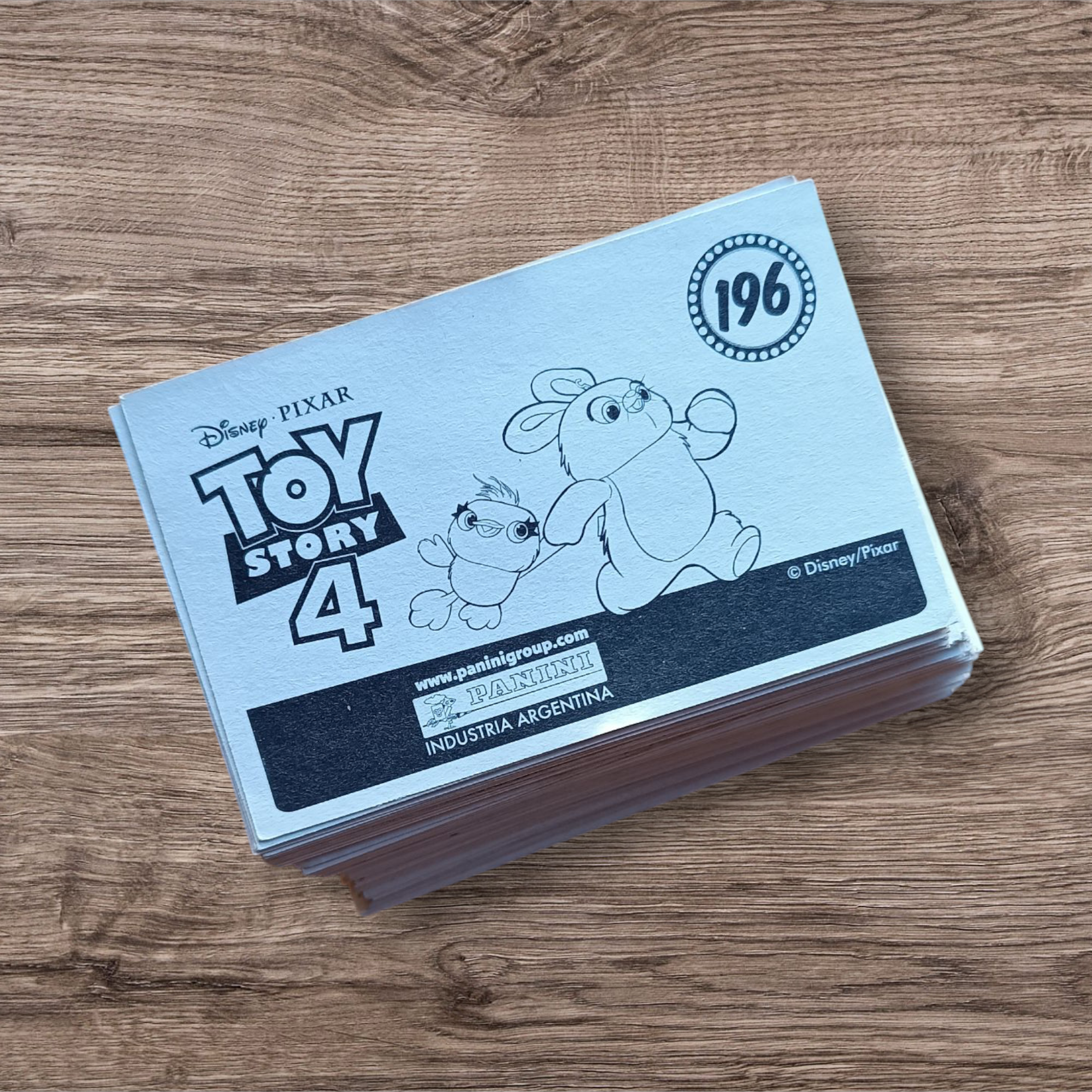 Lote 121 figuritas sin repetir Toy Story 4