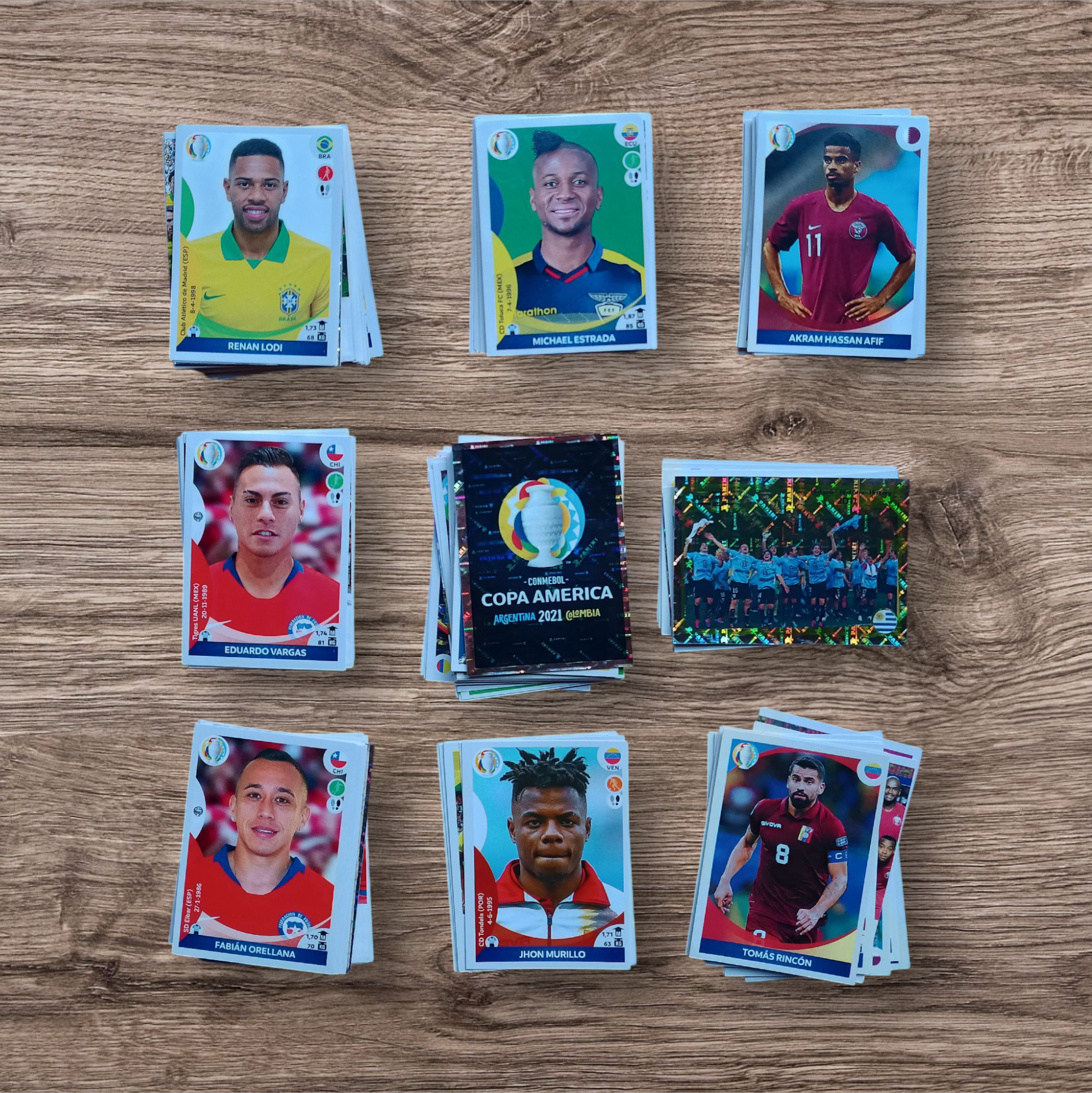 Lote 174 figuritas sin repetir Copa América 2021 Preview