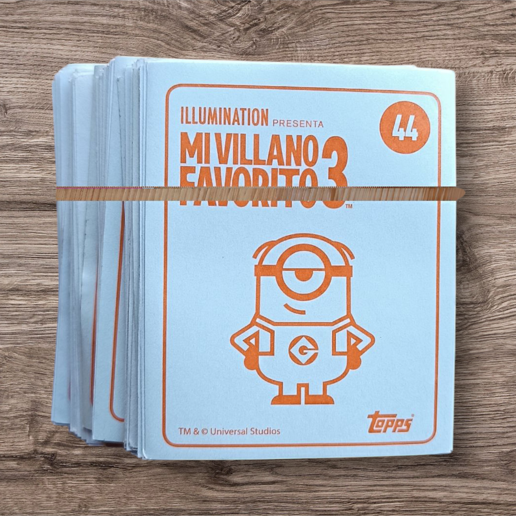 Lote 111 figuritas sin repetir Mi Villano Favorito 3