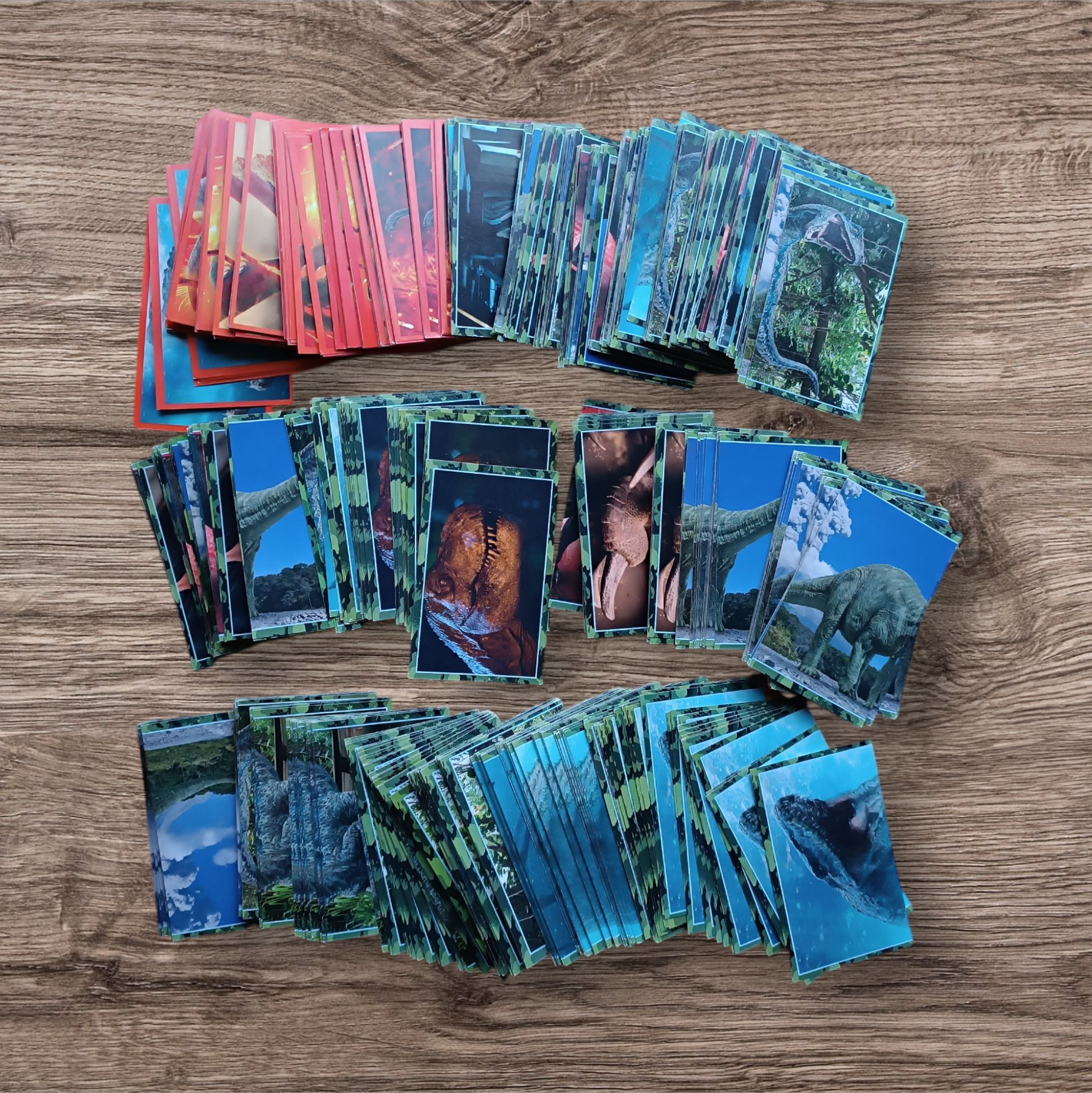 Lote 725 figuritas Jurassic World El reino caído