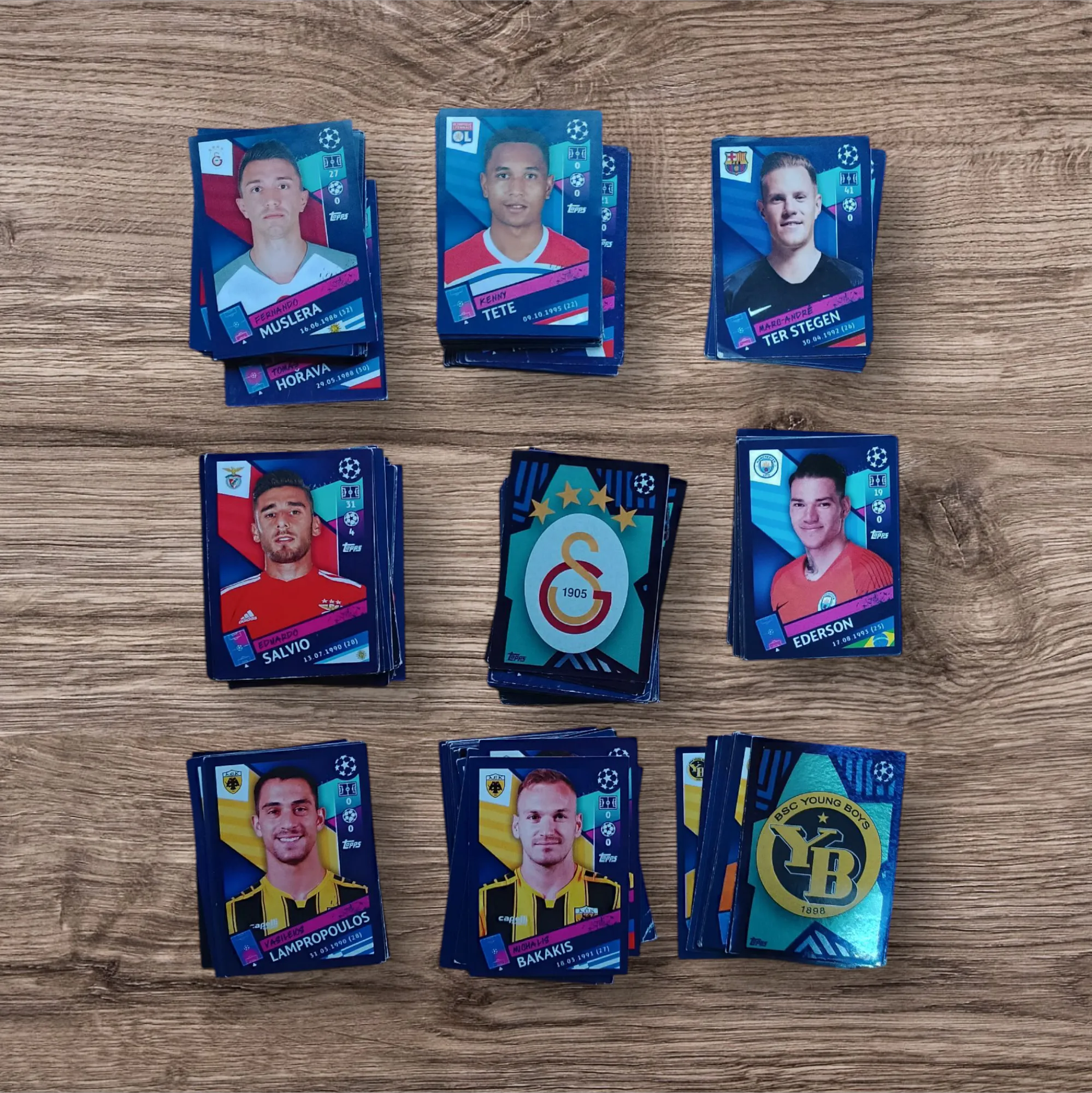 Lote 301 figuritas sin repetir Champions League 2018/19