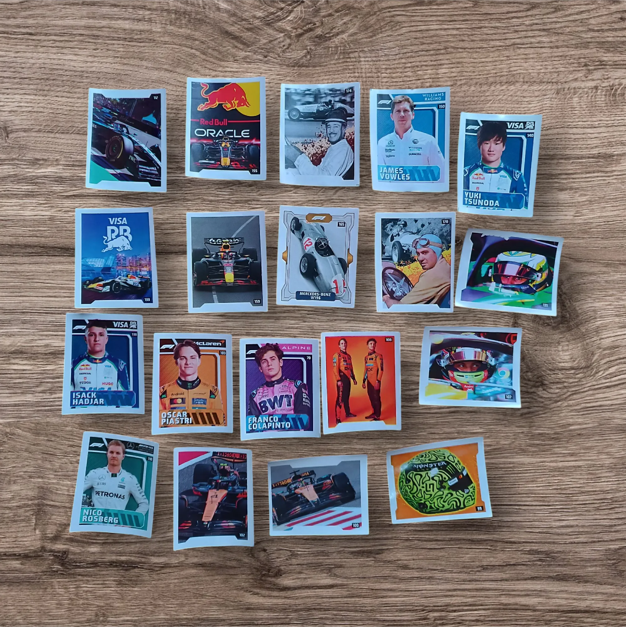 Lote 34 figuritas sin repetir Fórmula 1