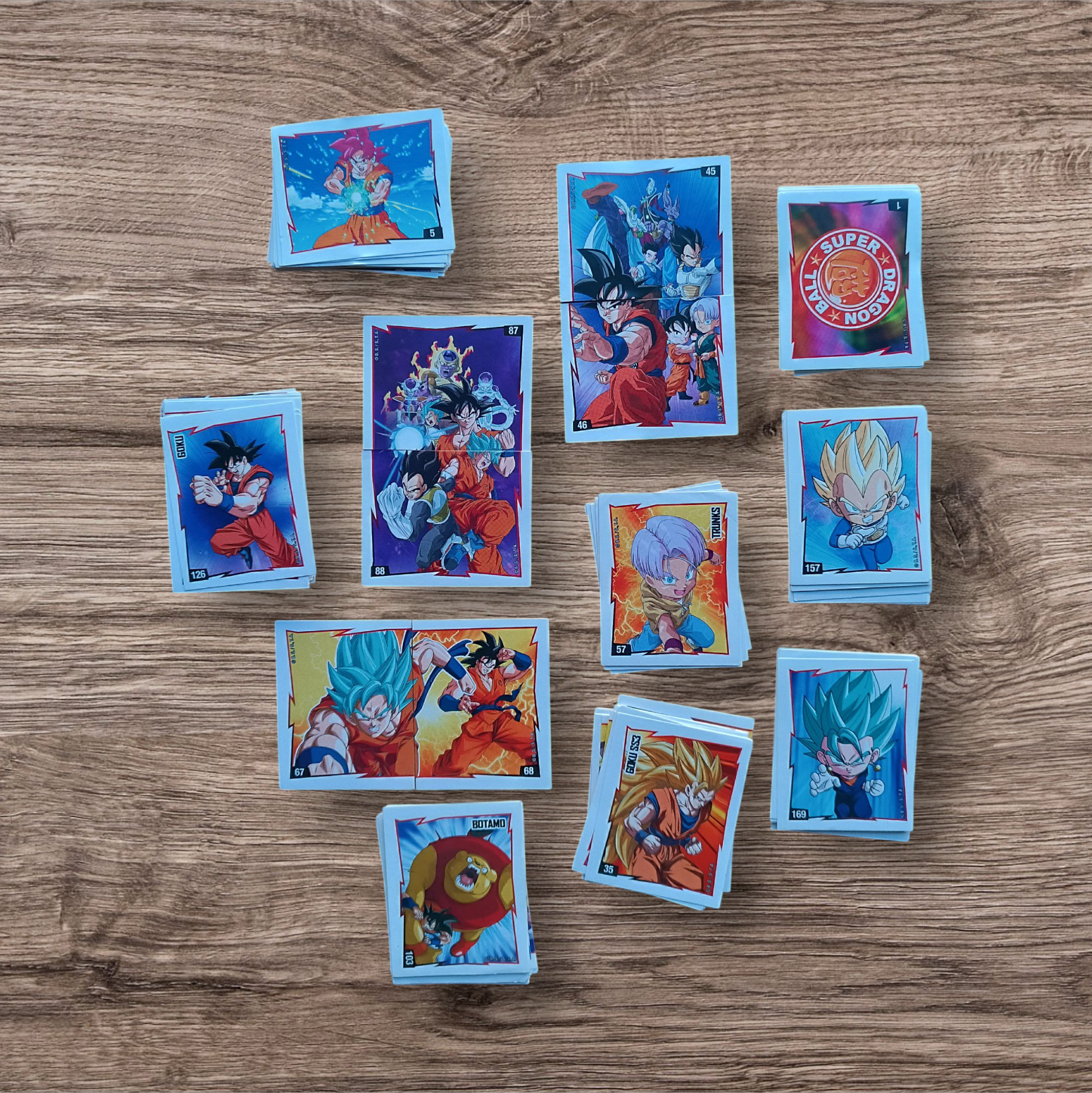 Lote 153 figuritas sin repetir Dragon Ball