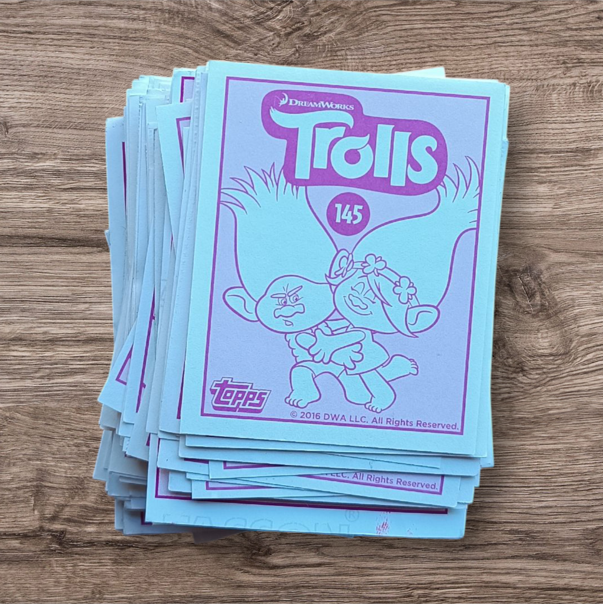 Lote 144 figuritas Trolls