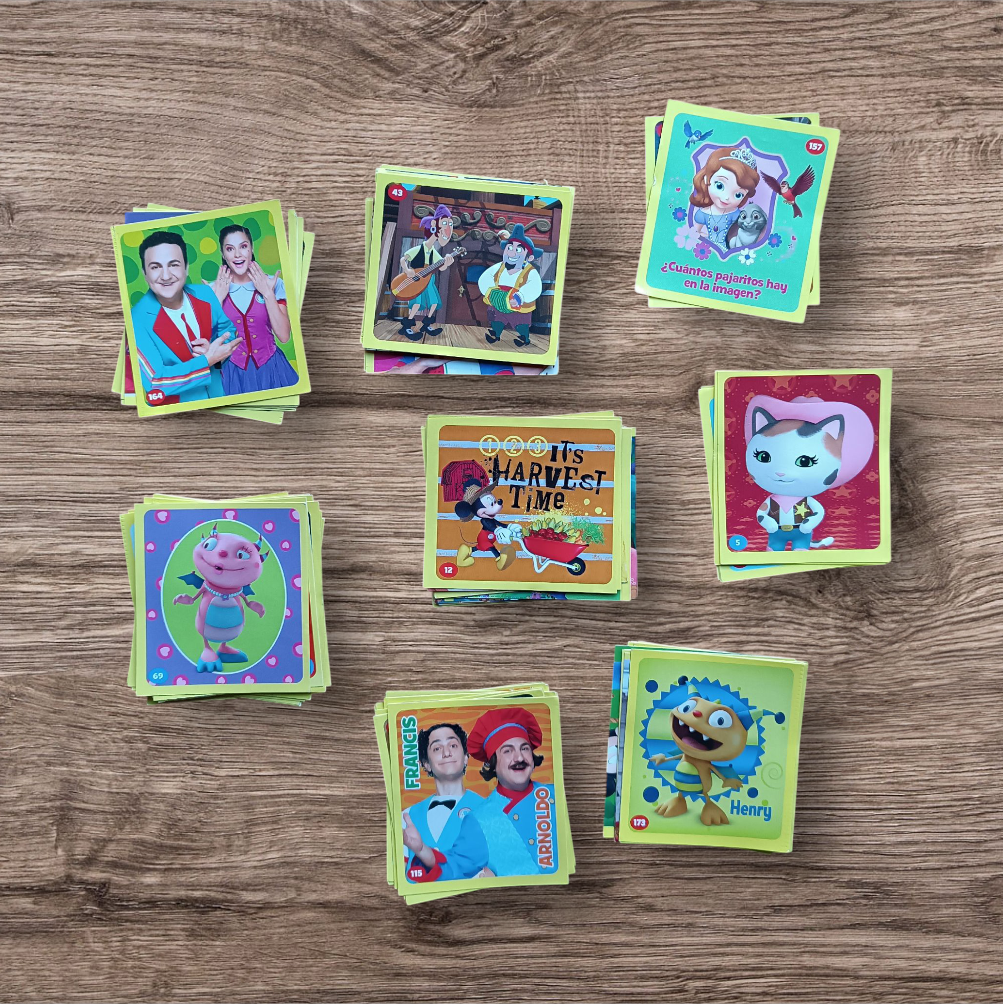 Lote 84 figuritas sin repetir Junior Express