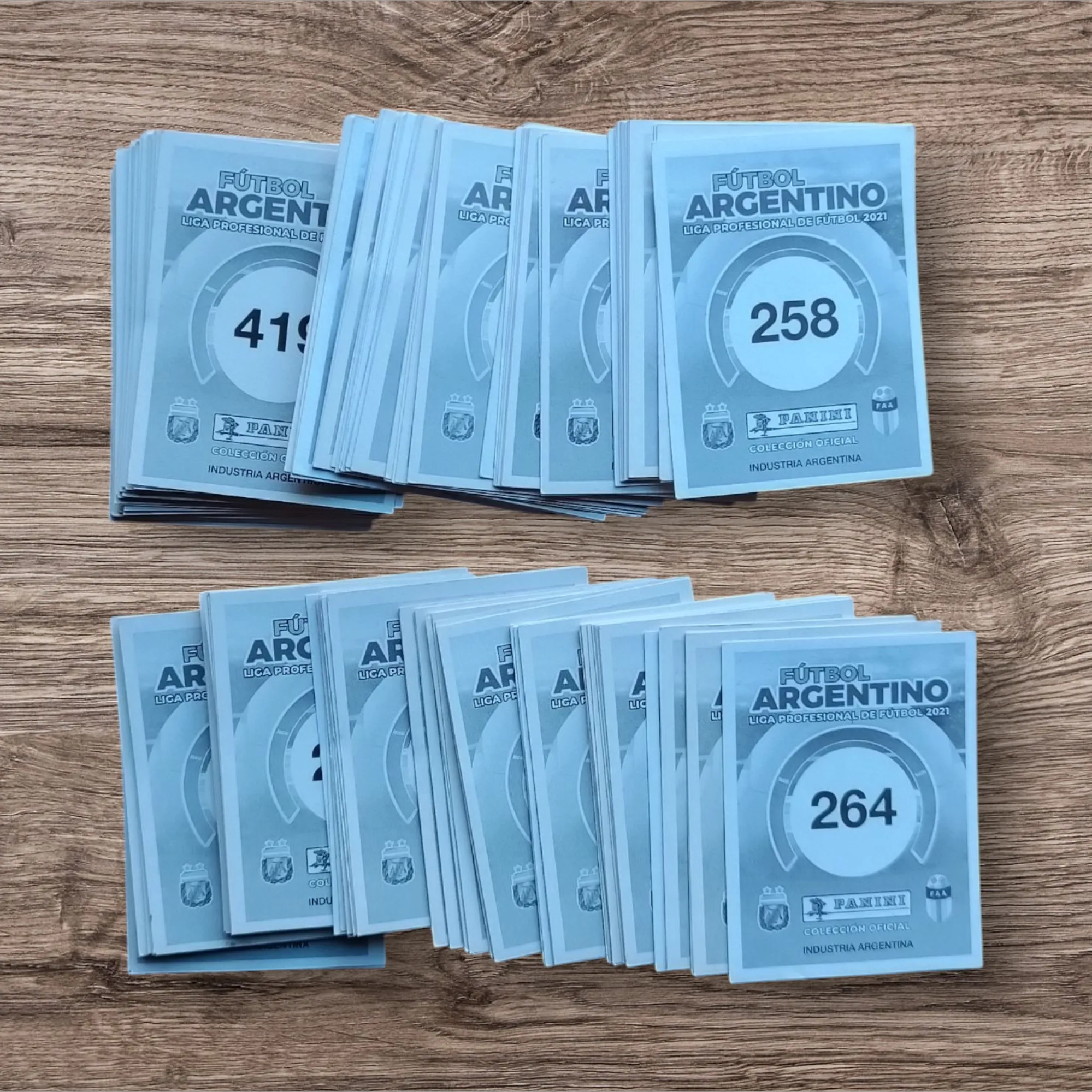 Lote 148 figuritas sin repetir Fútbol Argentino 2021