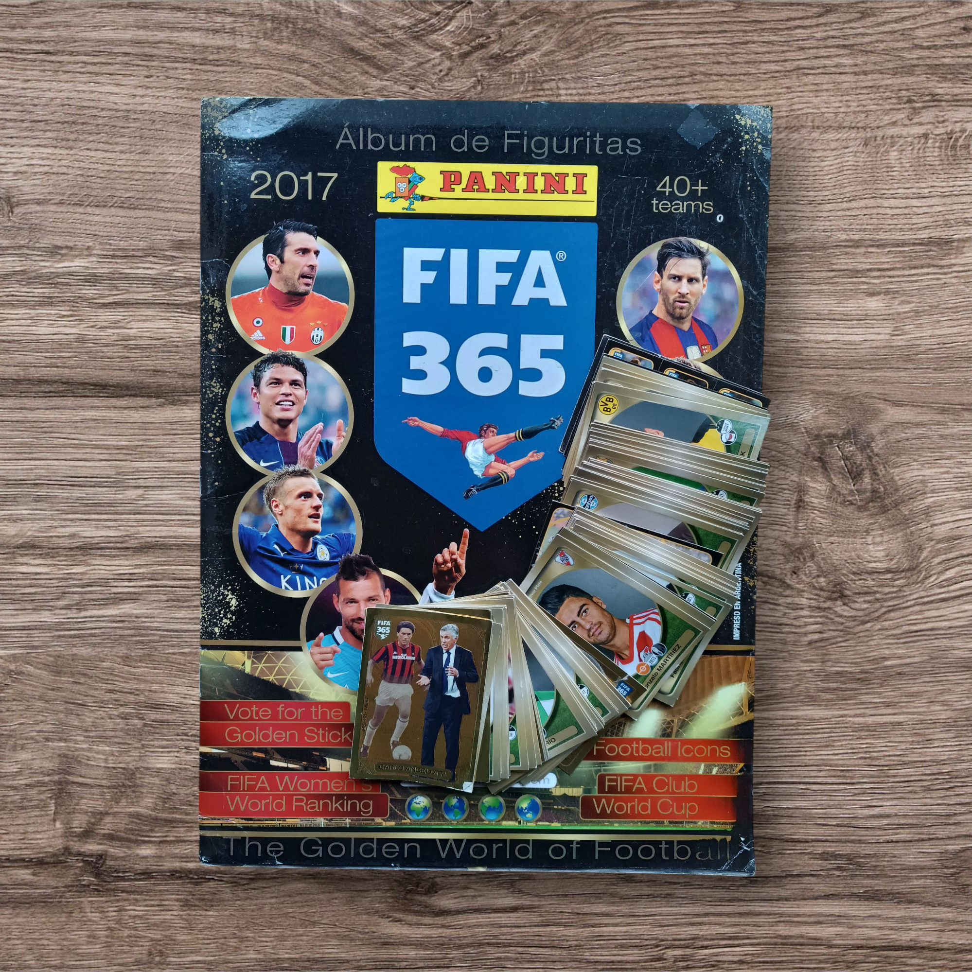 Álbum + 123 figuritas sin repetir FIFA 365 año 2017