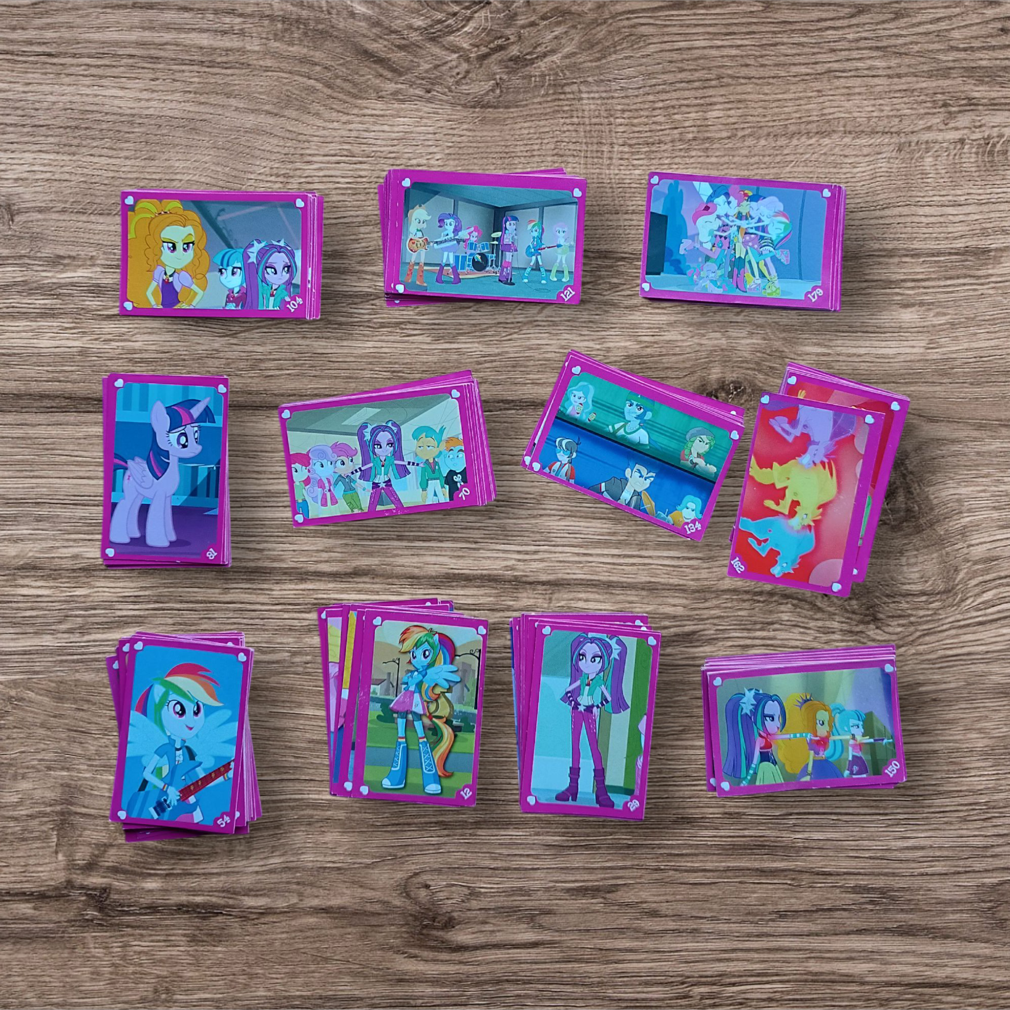 Lote 151 figuritas Equestria Girls
