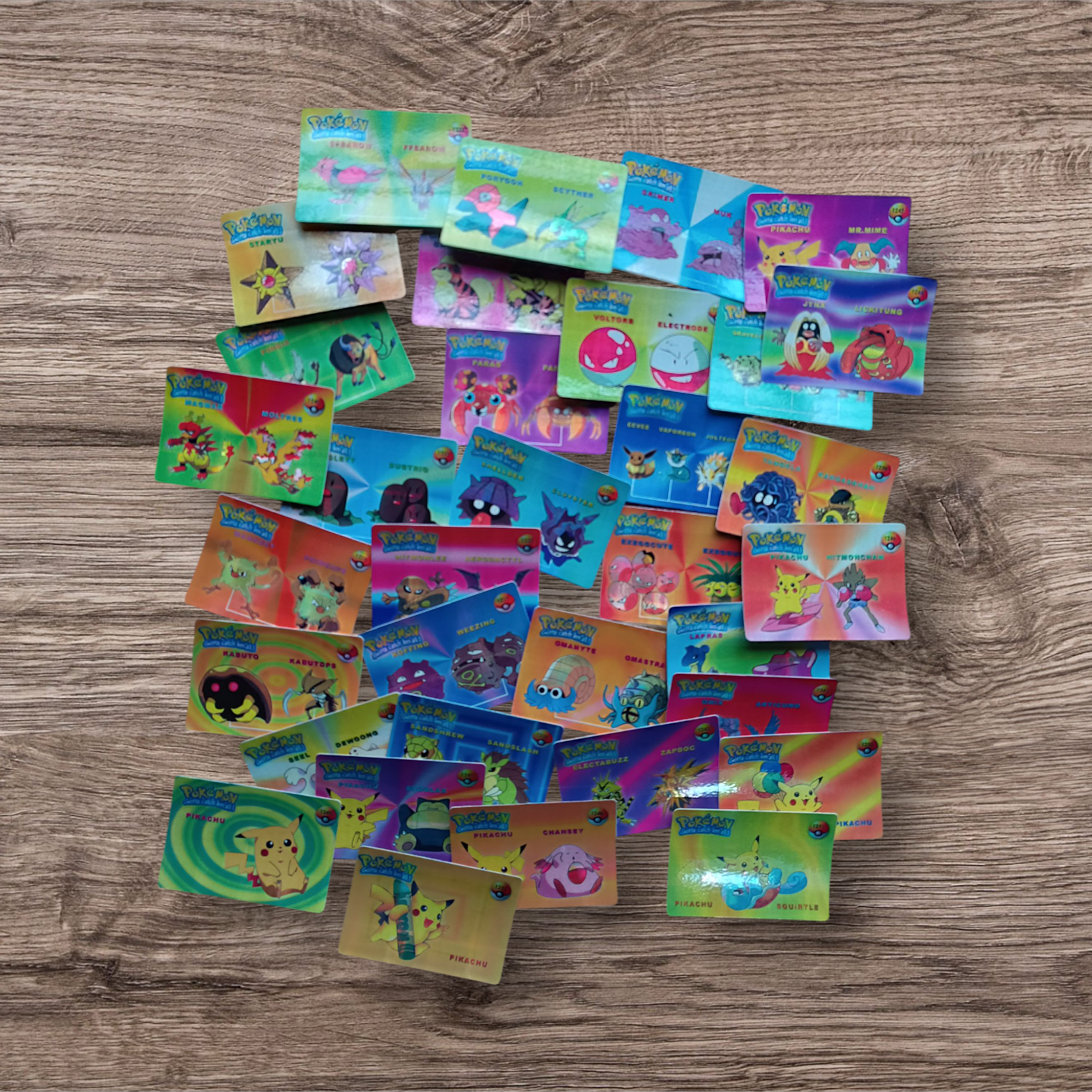 Lote 36 cartas con stickers Pokemon