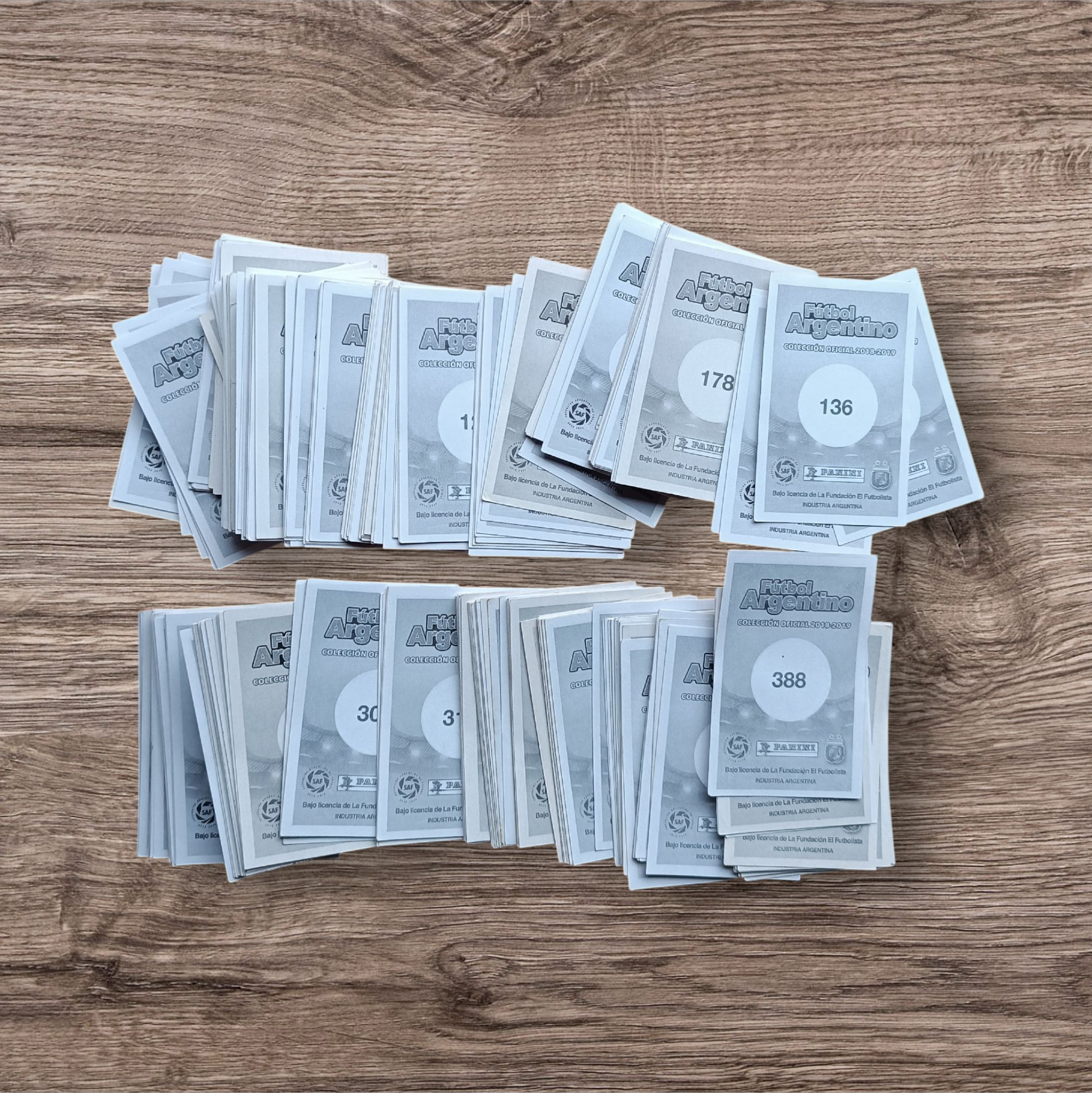 Lote 329 figuritas sin repetir Fútbol Argentino 2019-2019